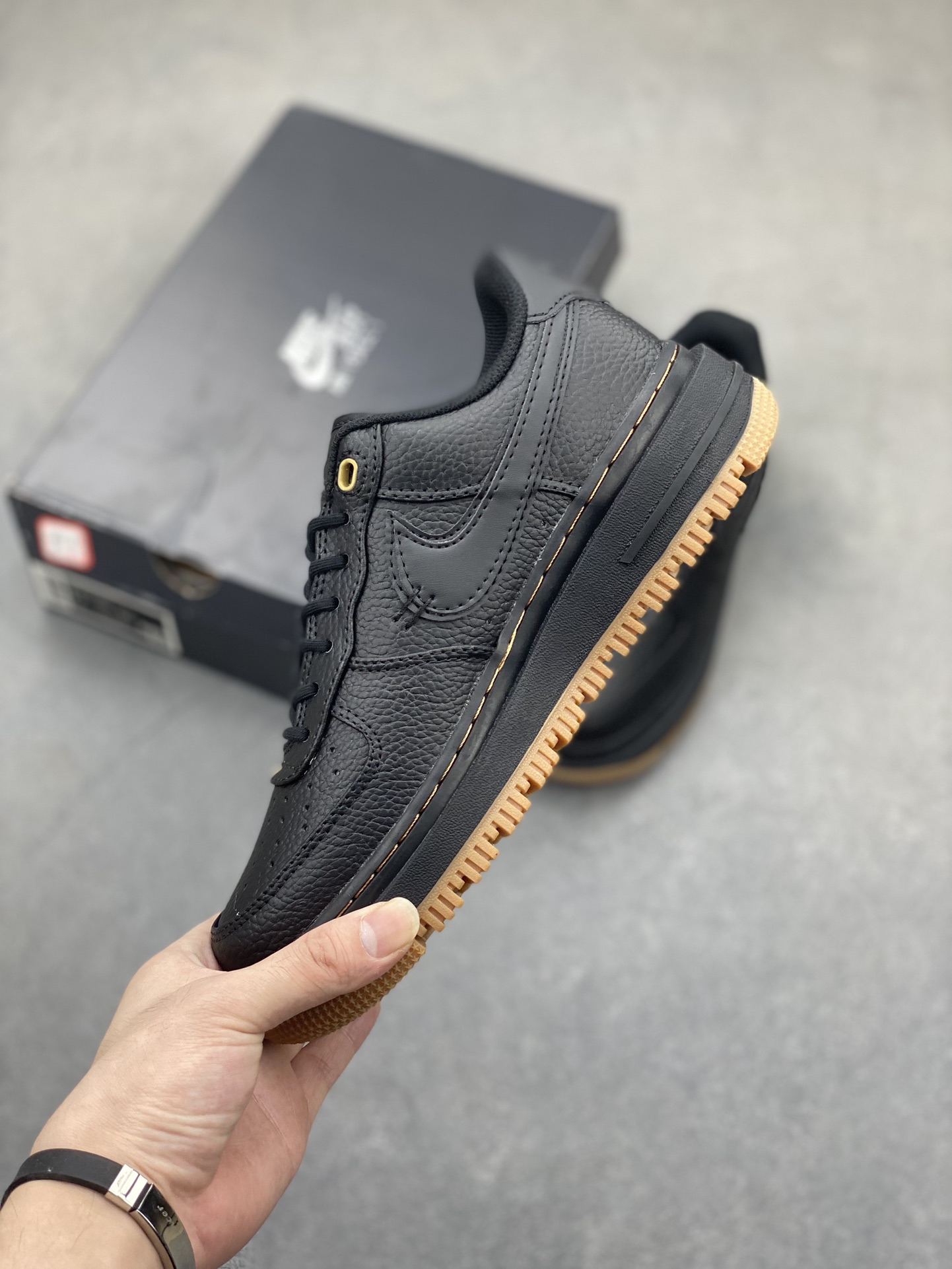 Nike Air Force 1 Low Black Leather Casual Sneakers DB4109-001 4 i1722024888 3703 3