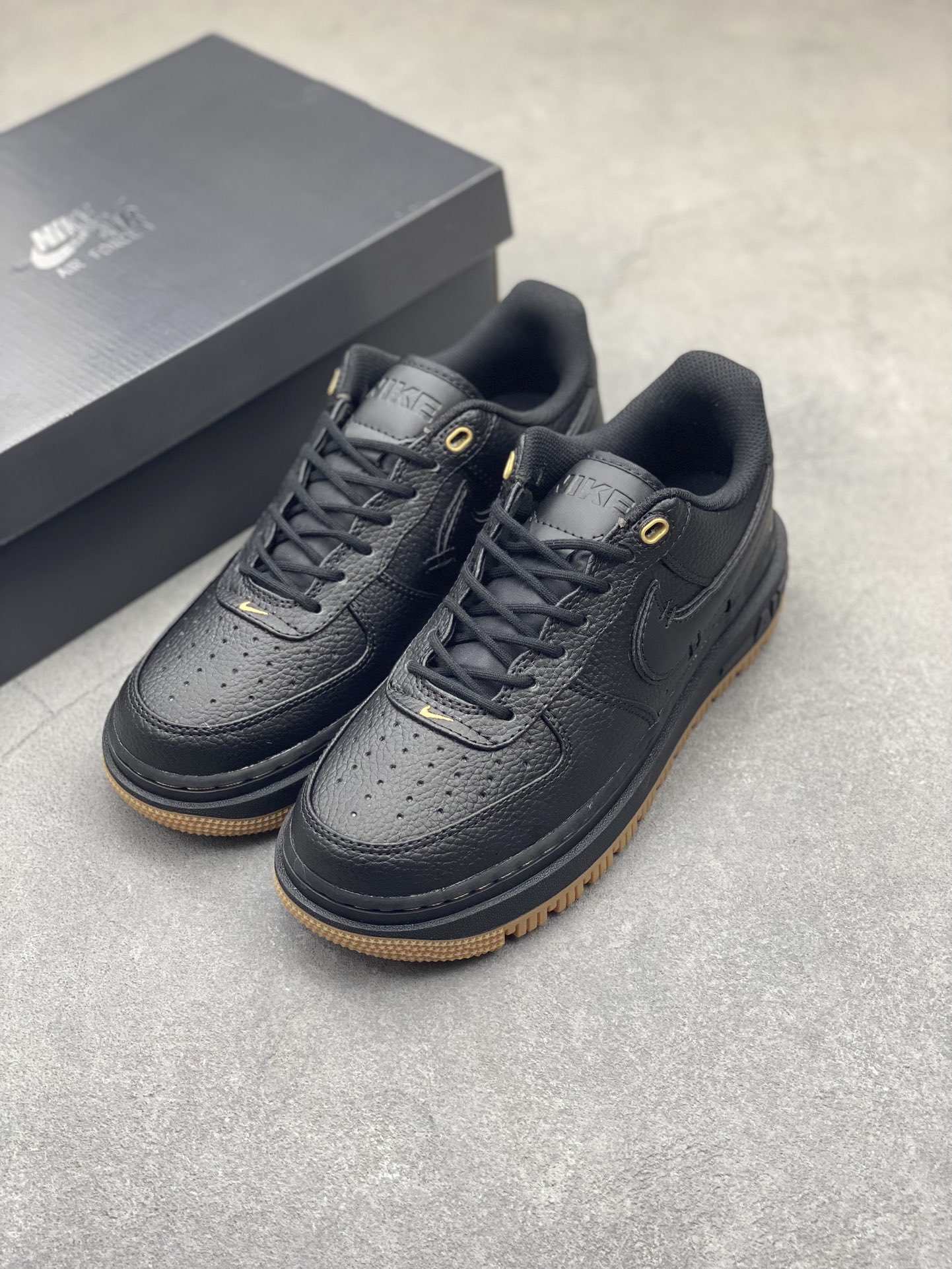 Nike Air Force 1 Low Black Leather Casual Sneakers DB4109-001 9 i1722024889 4014 7
