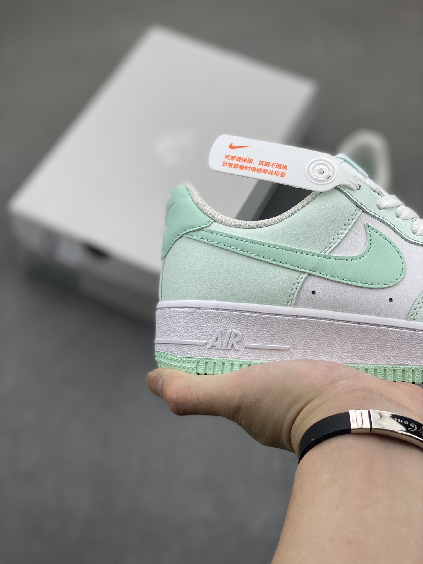 Nike Air Force 1 Low Tiffany & Co. White/Green Sneakers - Style FZ4123-394 6 i1722107362 3357 8