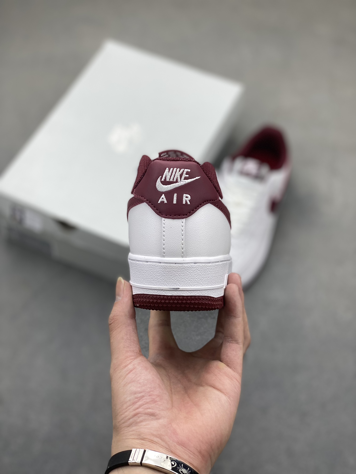 Nike Air Force 1 Low White Burgundy Casual Shoes FV5948-105 5 i1722107568 8871 1