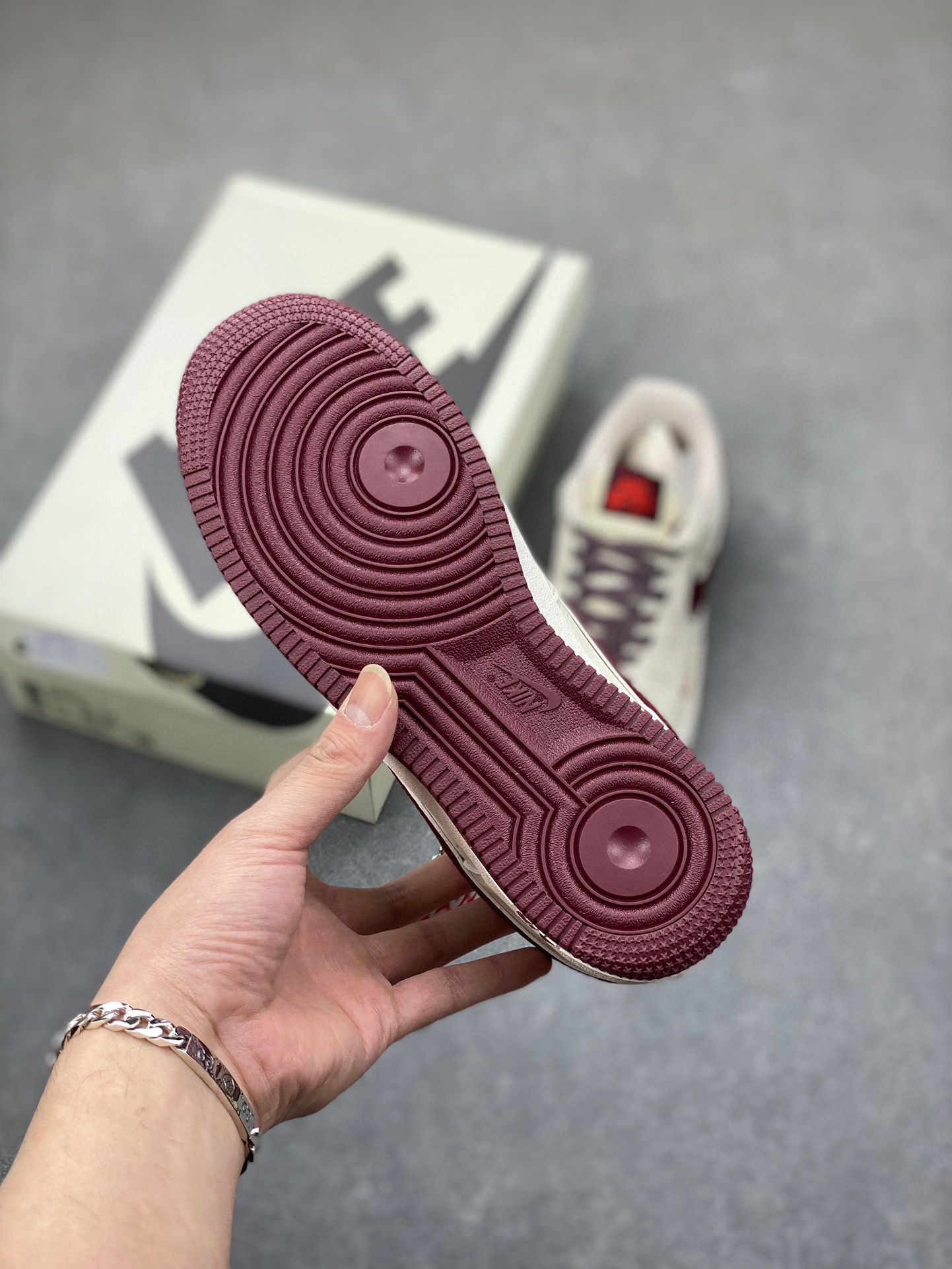 Nike Air Force 1 '07 Low Cream Burgundy Sneakers - Limited Edition 7 i1722108232 9787 8