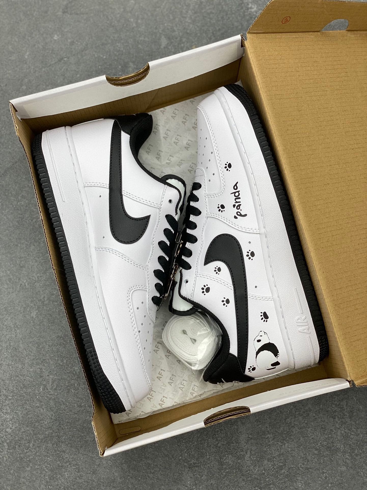 Nike Air Force 1 '07 Low Panda Custom Sneakers - Limited Edition 10 i1722108264 4892 4