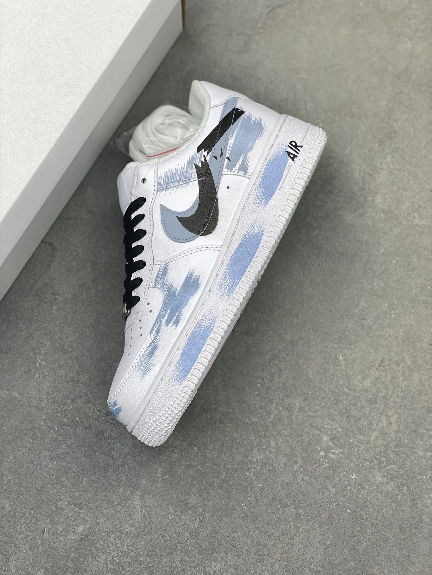 Nike Air Force 1 Low Custom Anime White Blue Black Sneakers 8 i1722194451 2996 7