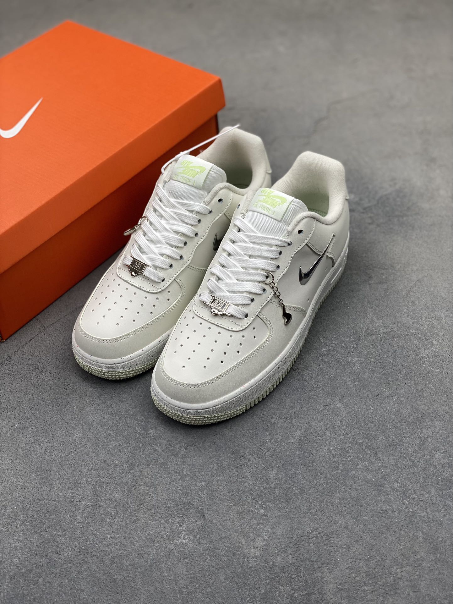 Nike Air Force 1 Low White/Grey Casual Sneakers FN8540-100 9 i1722365575 2568 6