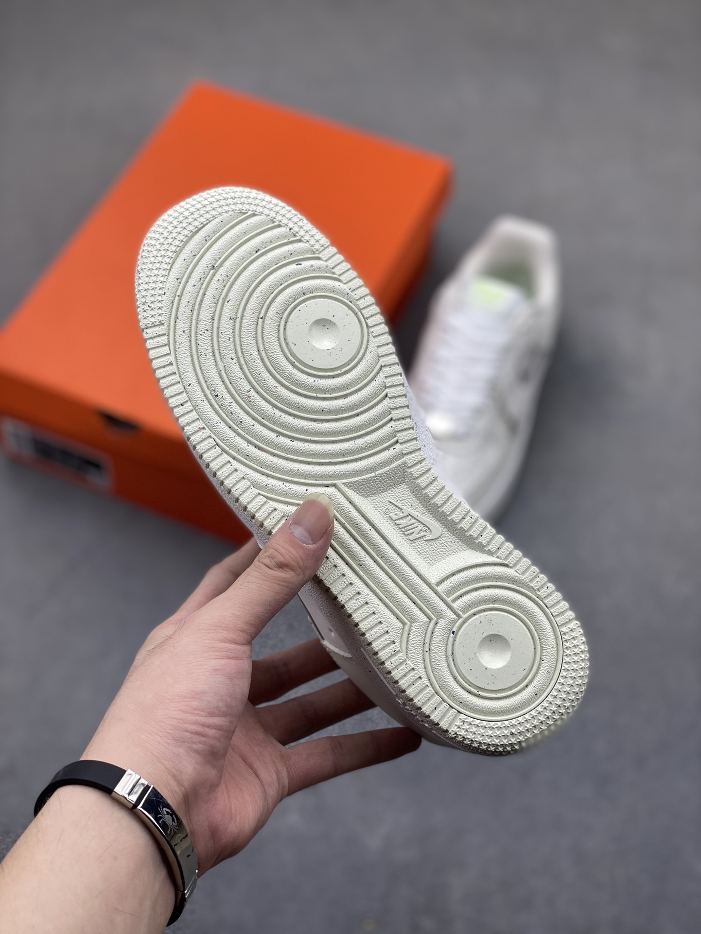 Nike Air Force 1 Low White/Grey Casual Sneakers FN8540-100 7 i1722365575 3160 1