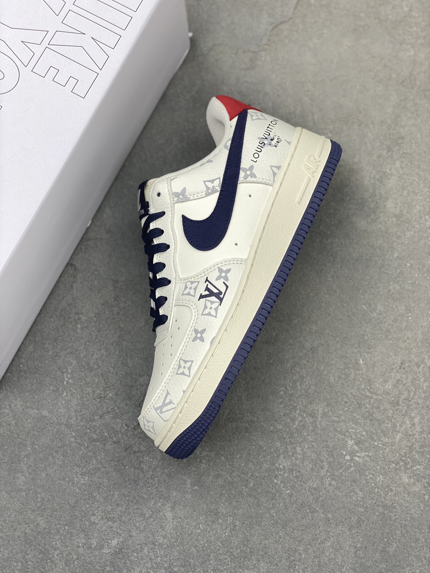 Nike Air Force 1 Low Louis Vuitton Custom Sneakers - Limited Edition 8 i1722365618 3532 7