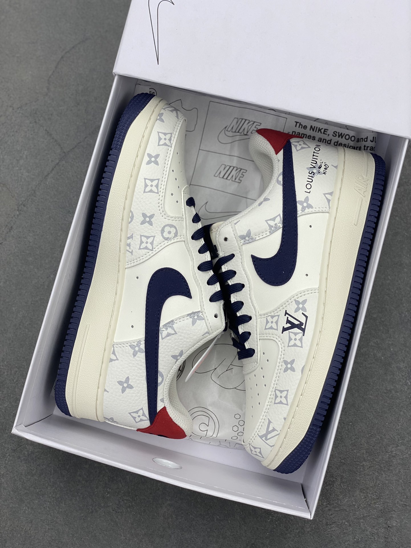 Nike Air Force 1 Low Louis Vuitton Custom Sneakers - Limited Edition 10 i1722365618 7036 0