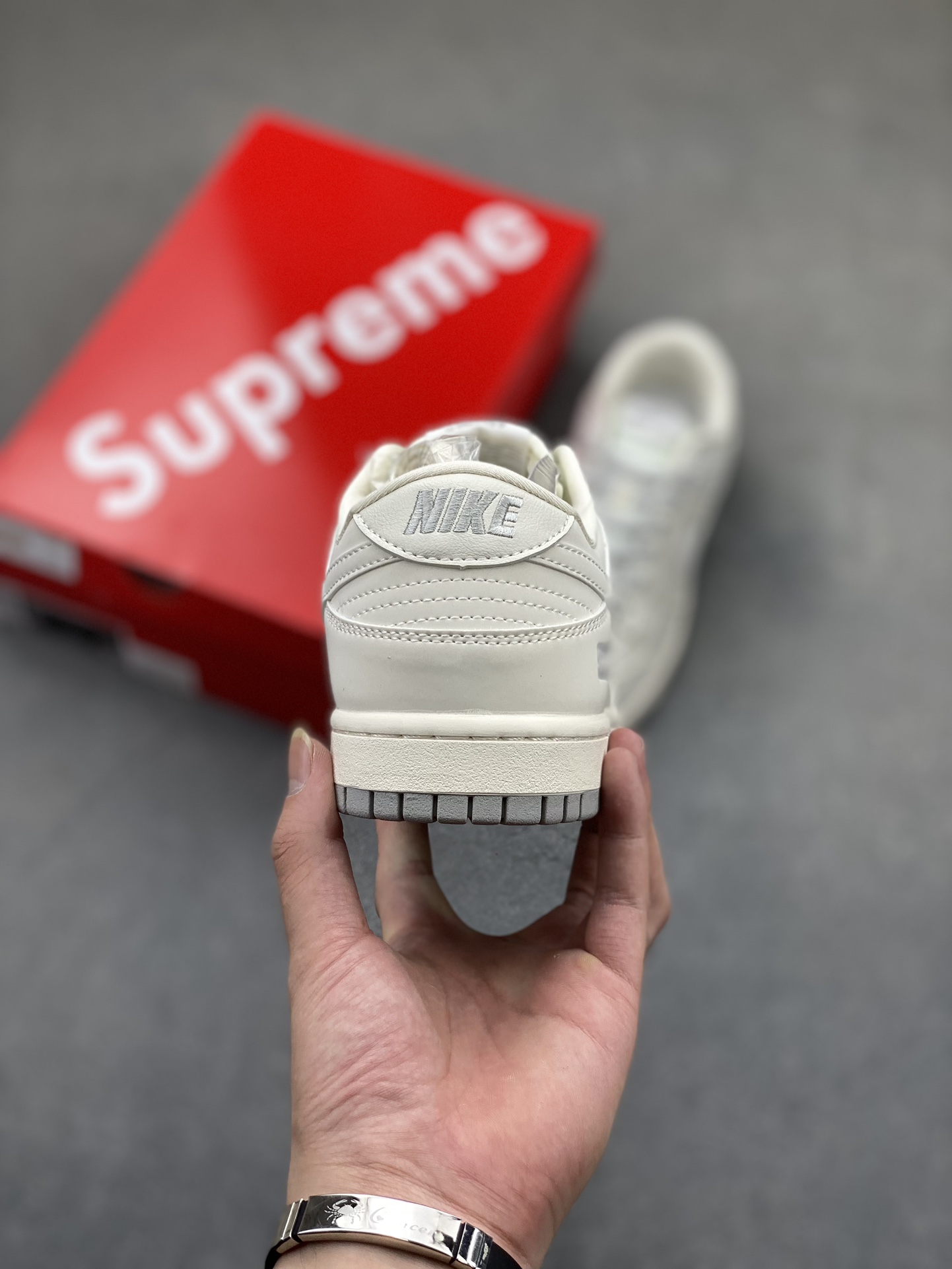 Nike SB Dunk Low Supreme Collaboration Classic Gray Low-Top Sneakers 5 i1722457711 1543 5