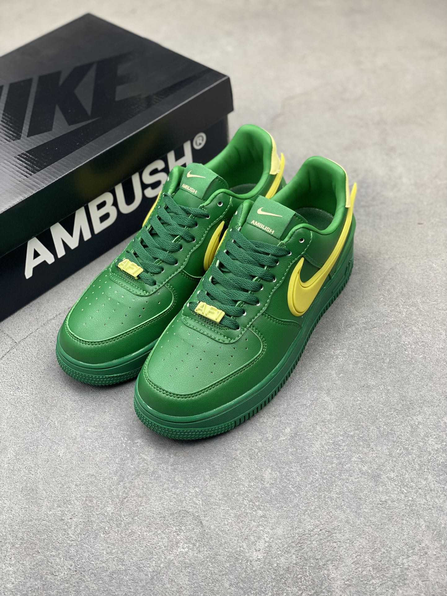AMBUSH x Nike Air Force 1 Low SP Phantom Green Sneakers 9 i1722457792 996 3