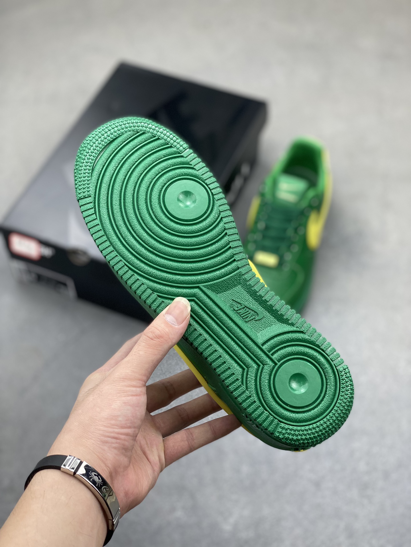 AMBUSH x Nike Air Force 1 Low SP Phantom Green Sneakers 7 i1722457793 3347 8