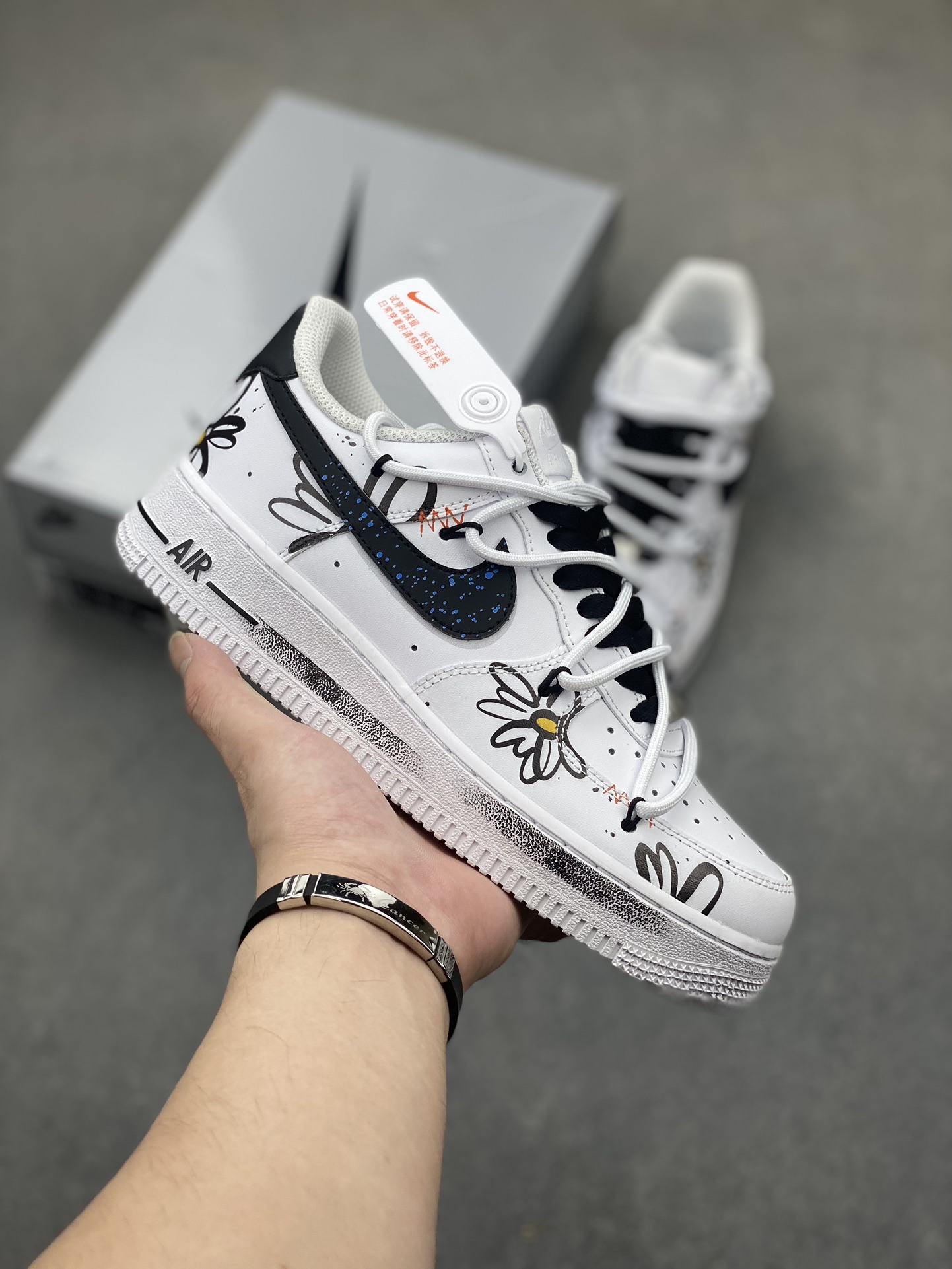 Nike Air Force 1 Low '07 Custom 'Daisy' Edition Casual Sneakers 2 i1722542204 9156 8