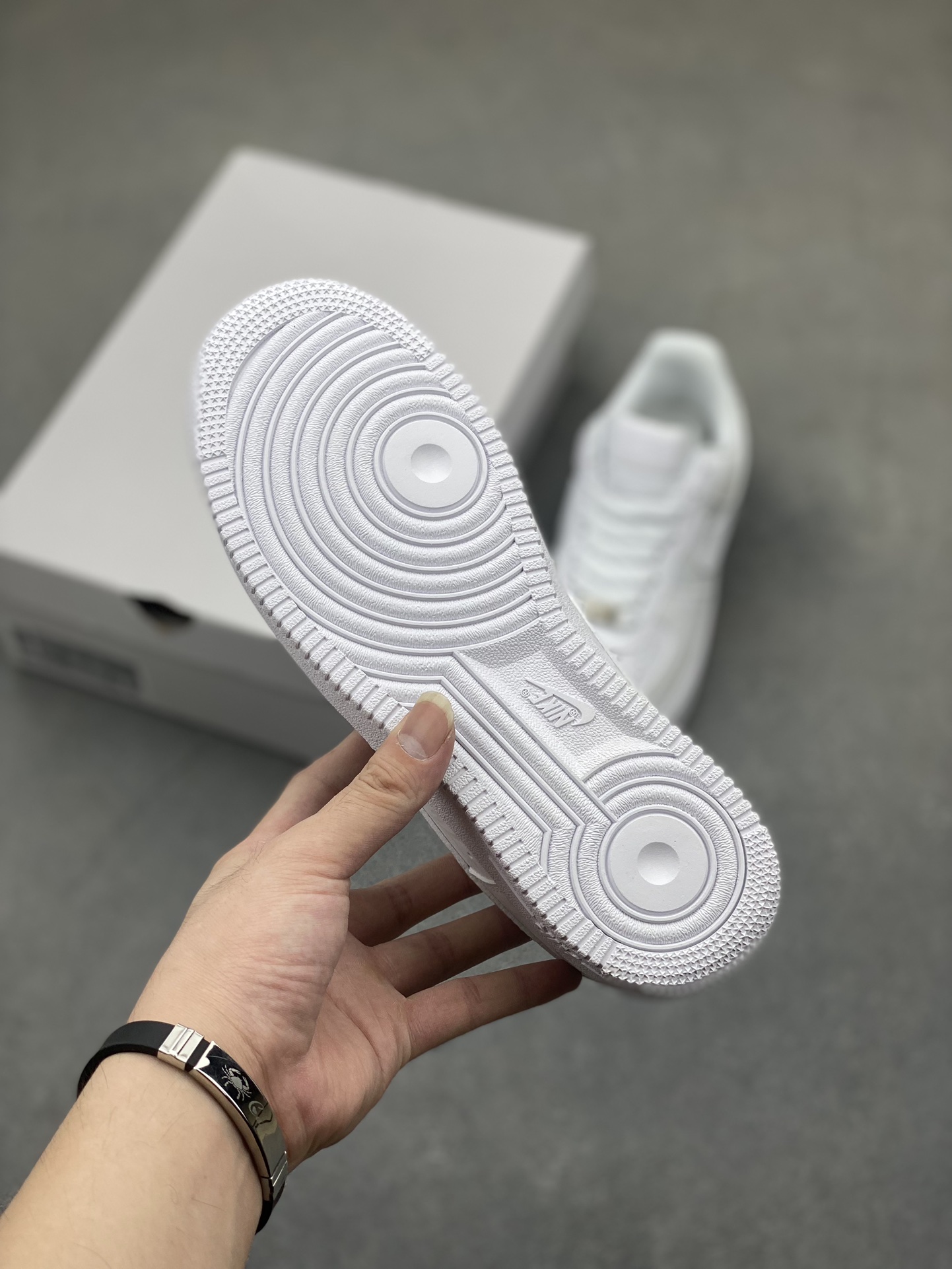 Nike Air Force 1 Low White Floral Casual Sneakers DD8959-100 7 i1722542615 295 5