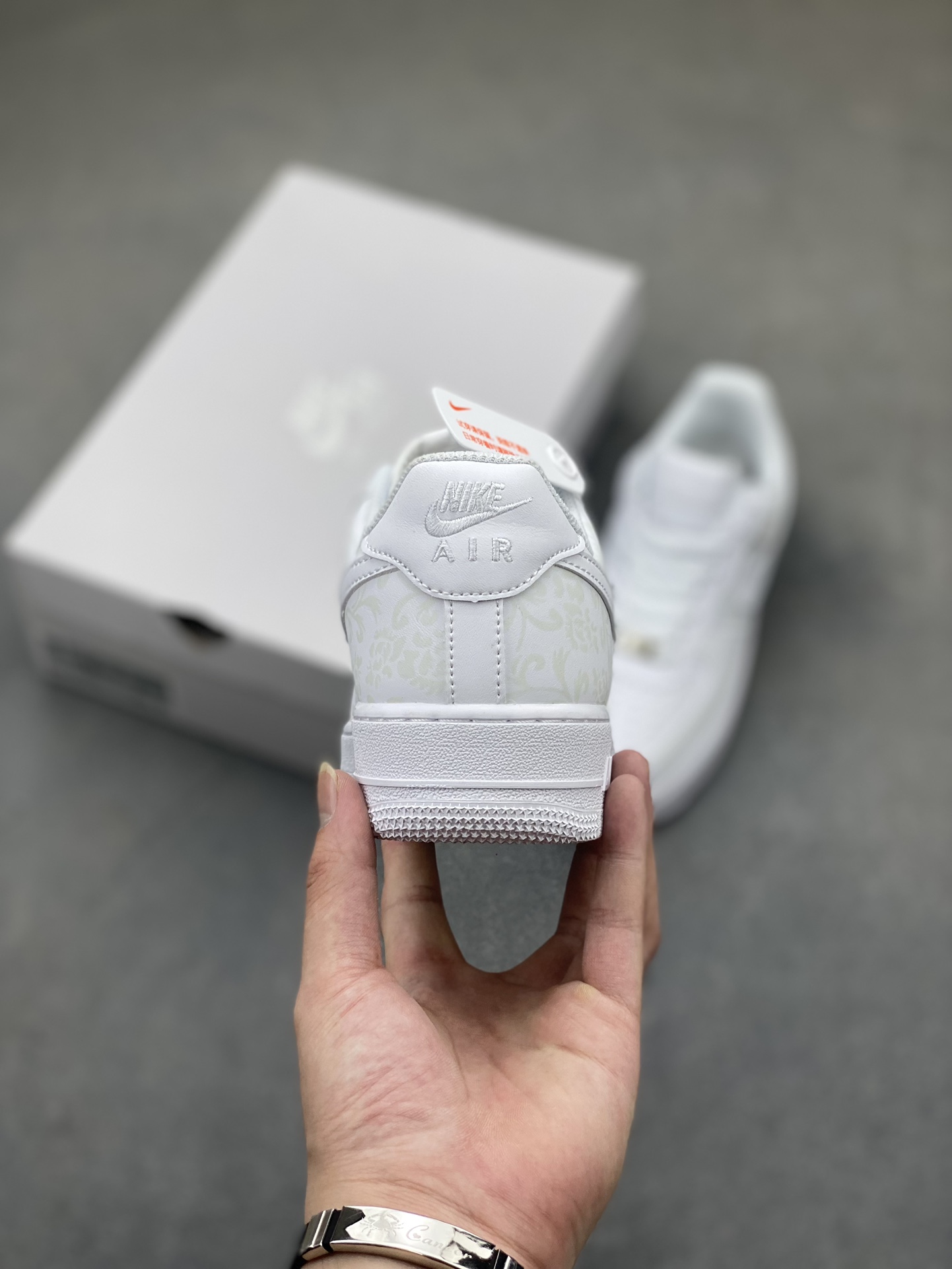 Nike Air Force 1 Low White Floral Casual Sneakers DD8959-100 5 i1722542615 7849 8