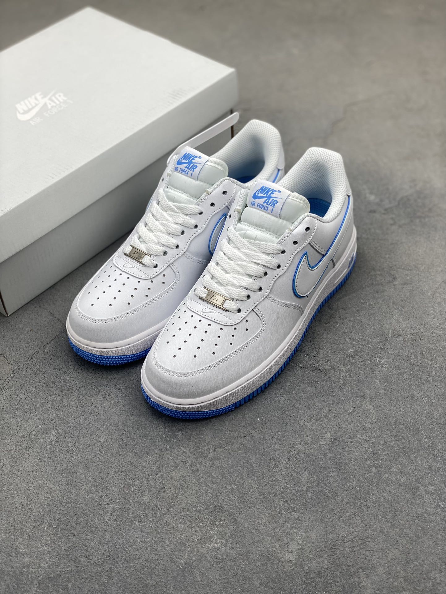 Nike Air Force 1 Low White Blue Casual Sneakers DV0788-101 9 i1722542707 4000 2