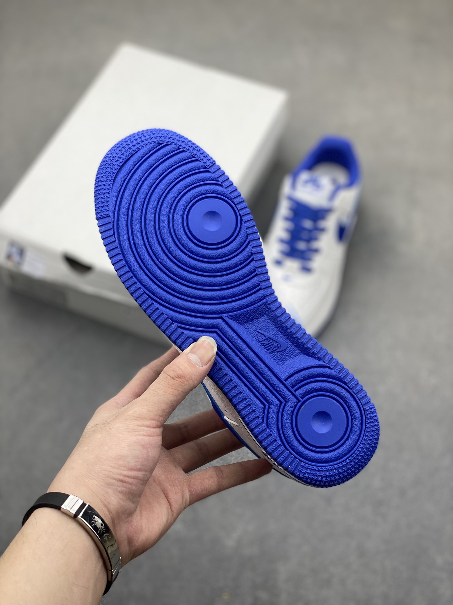 Nike Air Force 1 Low White Royal Blue Sneakers - Classic Style & Comfort 7 i1722542850 7279 8