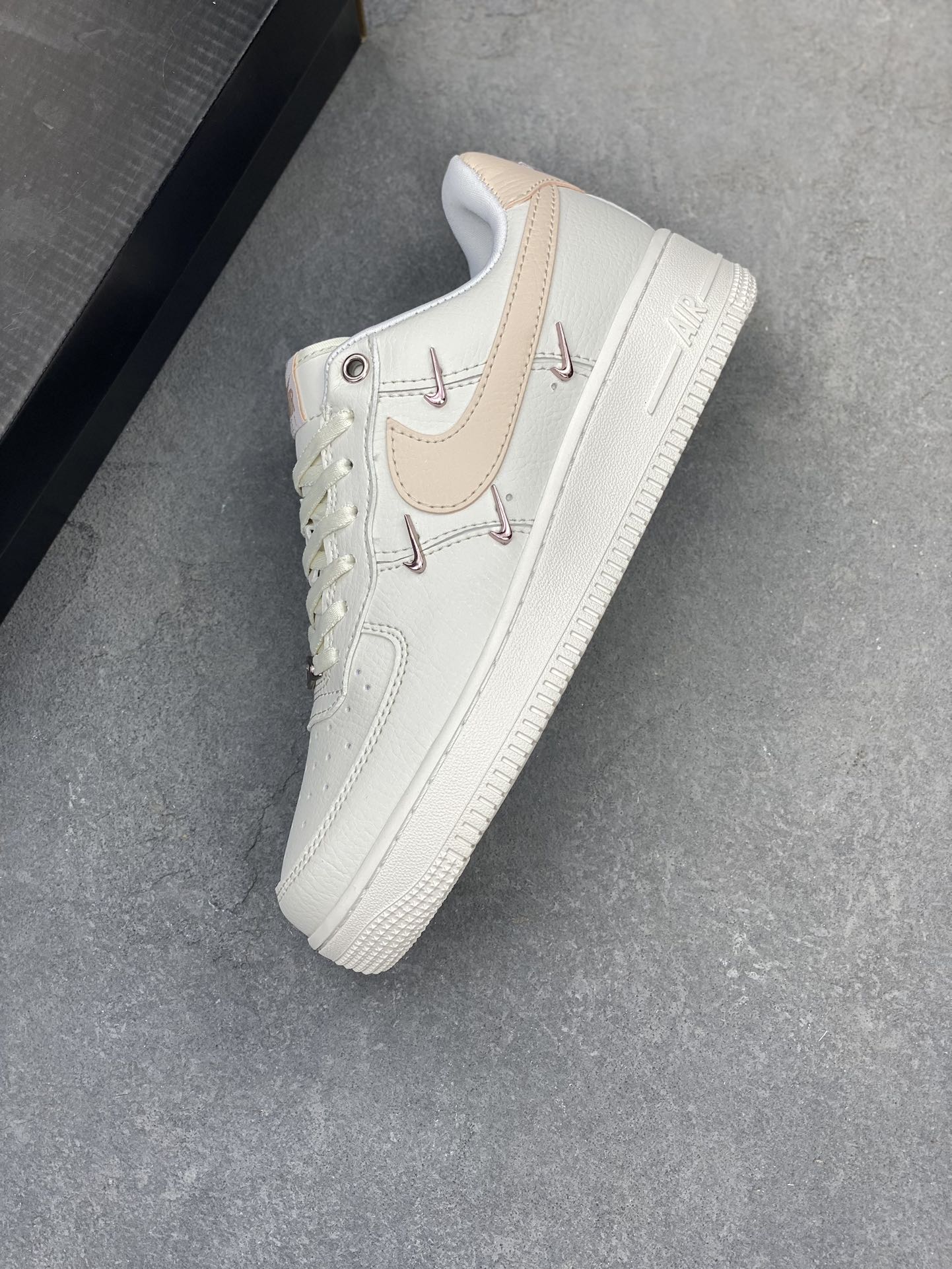Nike Air Force 1 Low Cream Casual Sneakers Classic Style FV8110-181 8 i1722542924 117 6