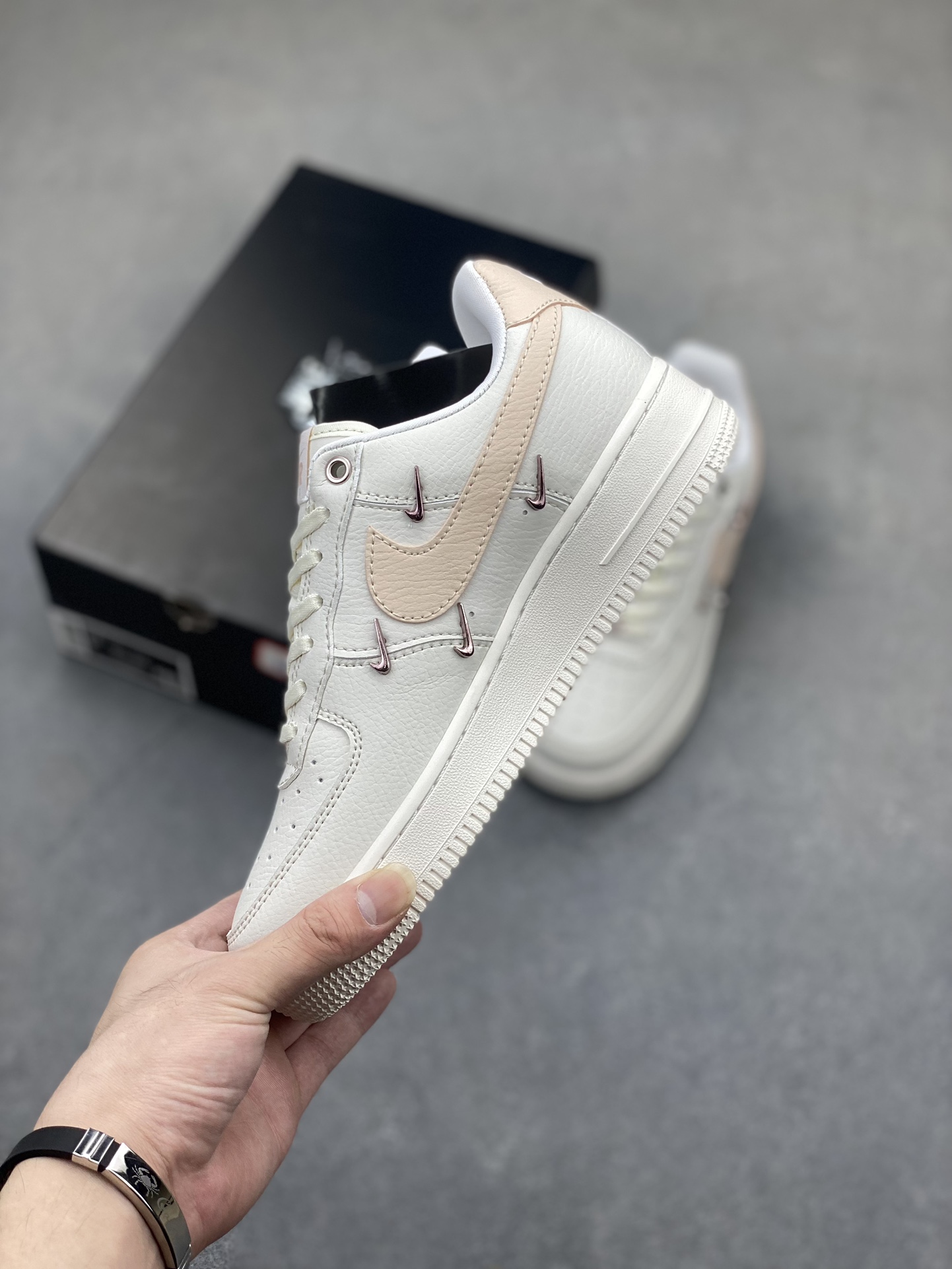 Nike Air Force 1 Low Cream Casual Sneakers Classic Style FV8110-181 4 i1722542924 6921 2
