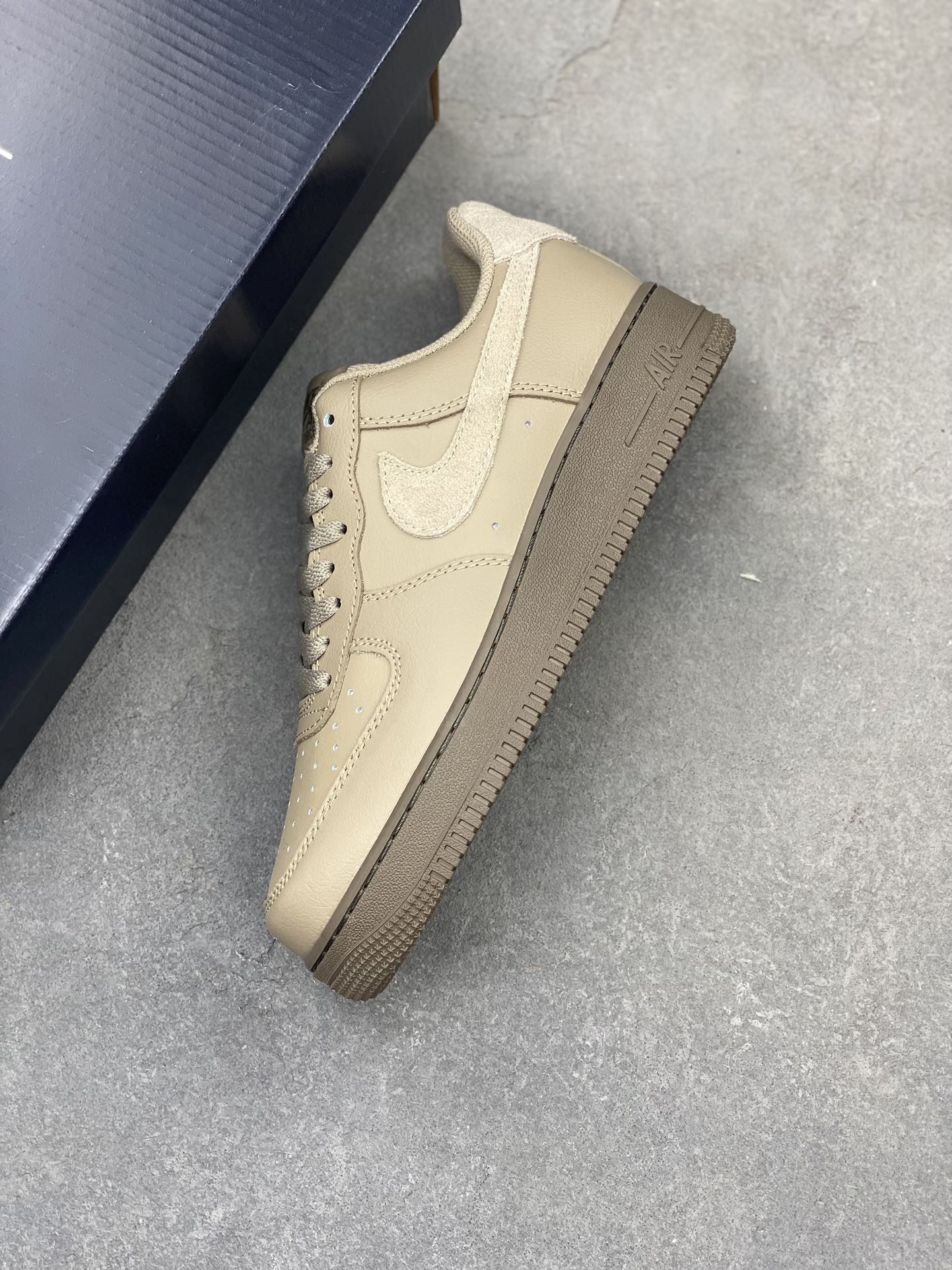 Nike Air Force 1 Low Brown Casual Sneakers HQ1176-222 8 i1722624946 1770 3