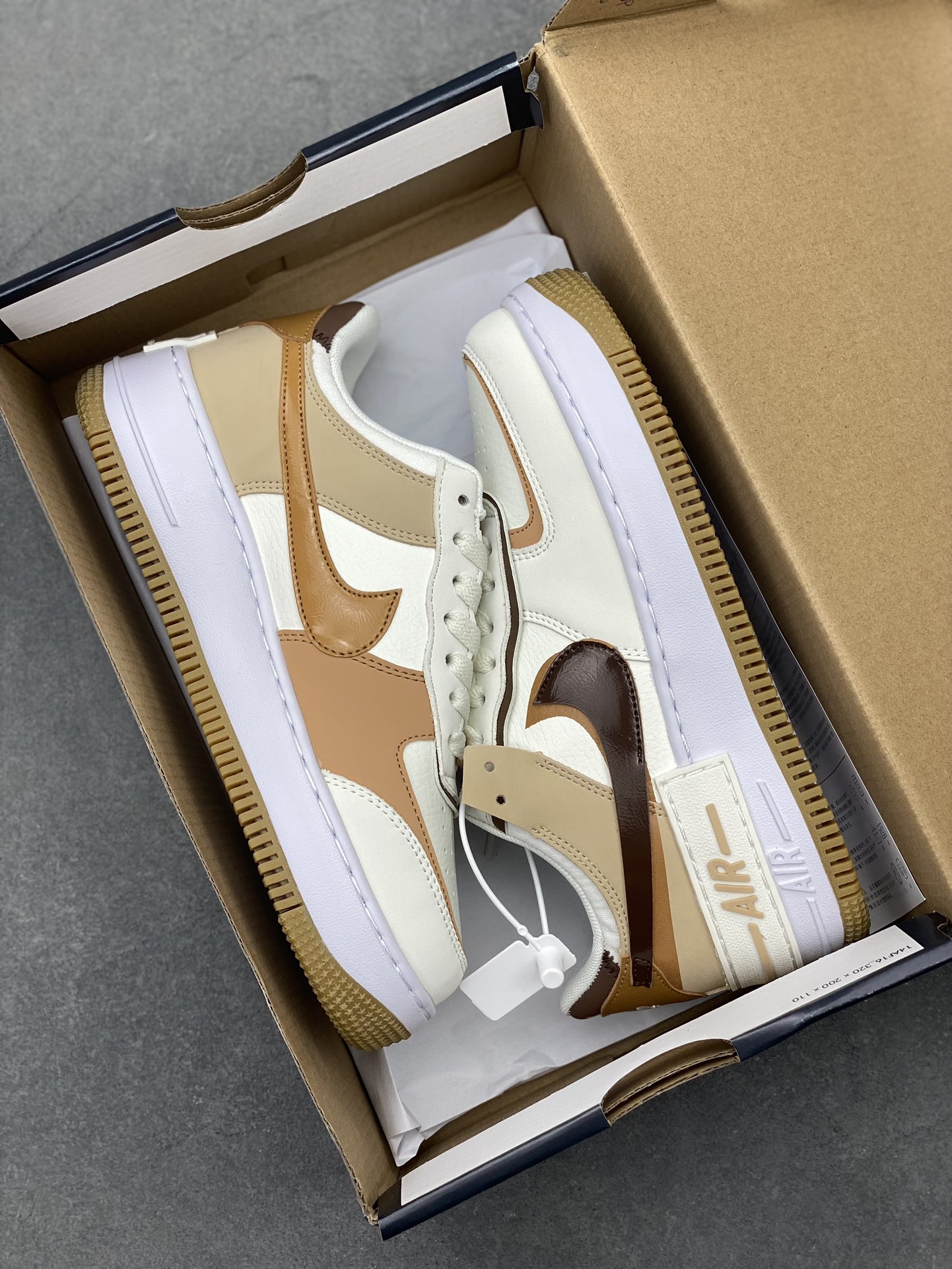 Nike Air Force 1 Shadow Low-Top Sneakers - Lightweight, Macaron Stitching 10 i1722625227 298 8