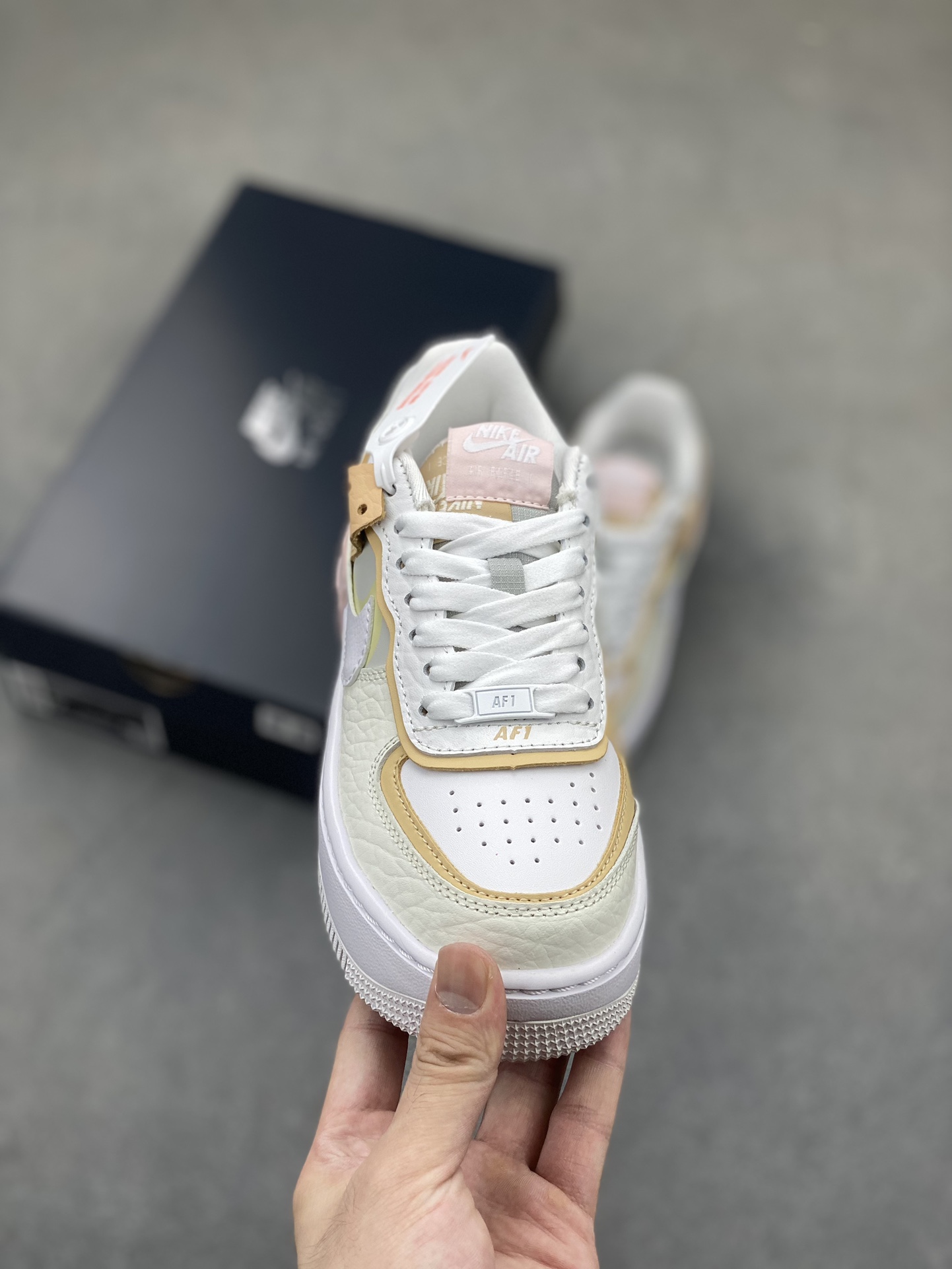 Nike Air Force 1 Shadow Macaron Color Lightweight Low-Top Sneakers 3 i1722625318 5439 0