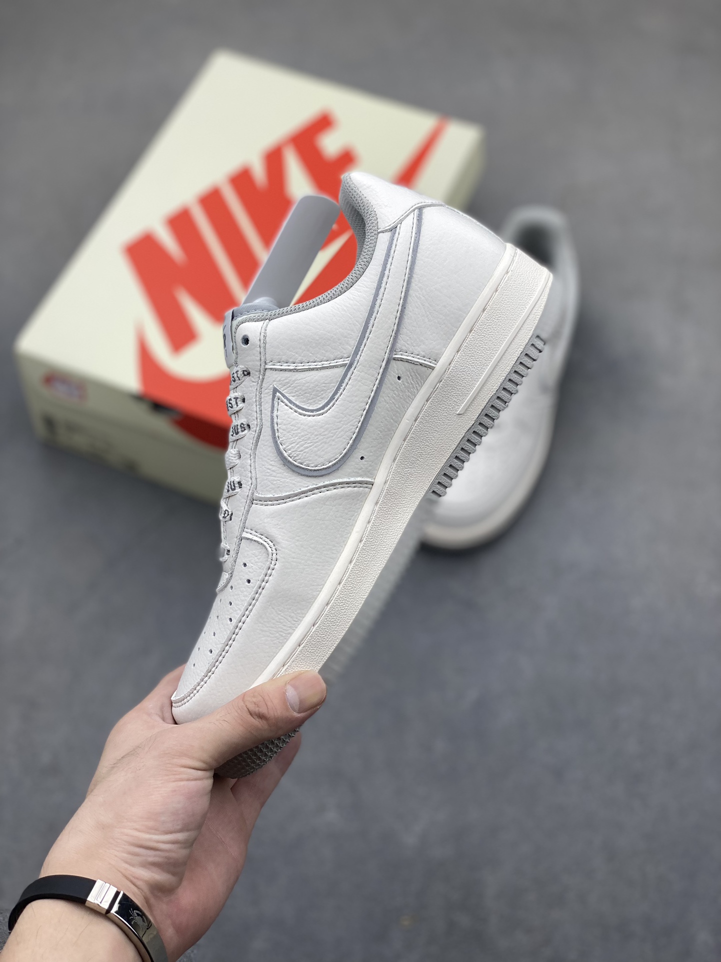 Stussy x Nike Air Force 1 Low 'Stussy' Cream Reflective Sneakers 4 i1722708133 9981 8