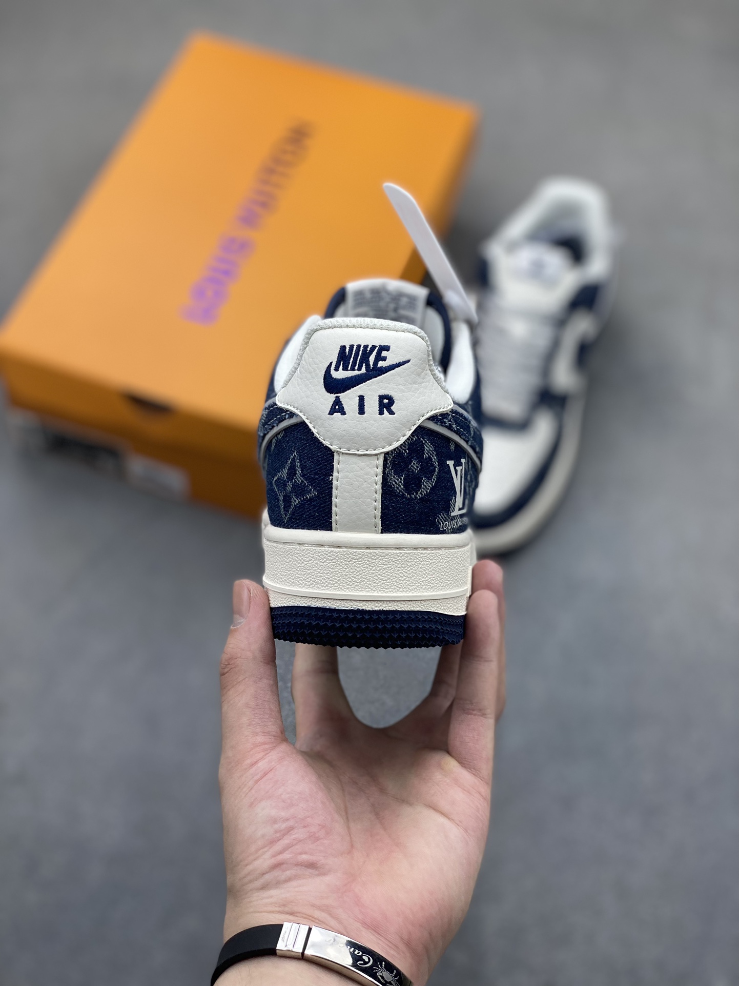 Nike Air Force 1 '07 Low Louis Vuitton Collab Deep Blue - Limited Edition 5 i1722708183 60 3