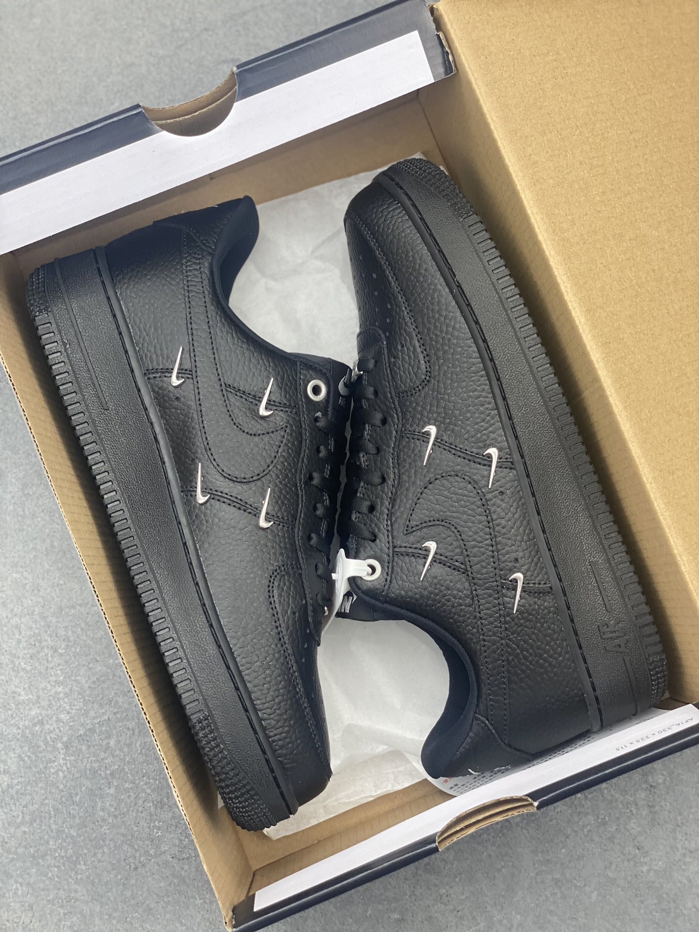 Nike Air Force 1 Low '07 Black Sneakers Classic Style & Comfort 10 i1722885633 4156 3