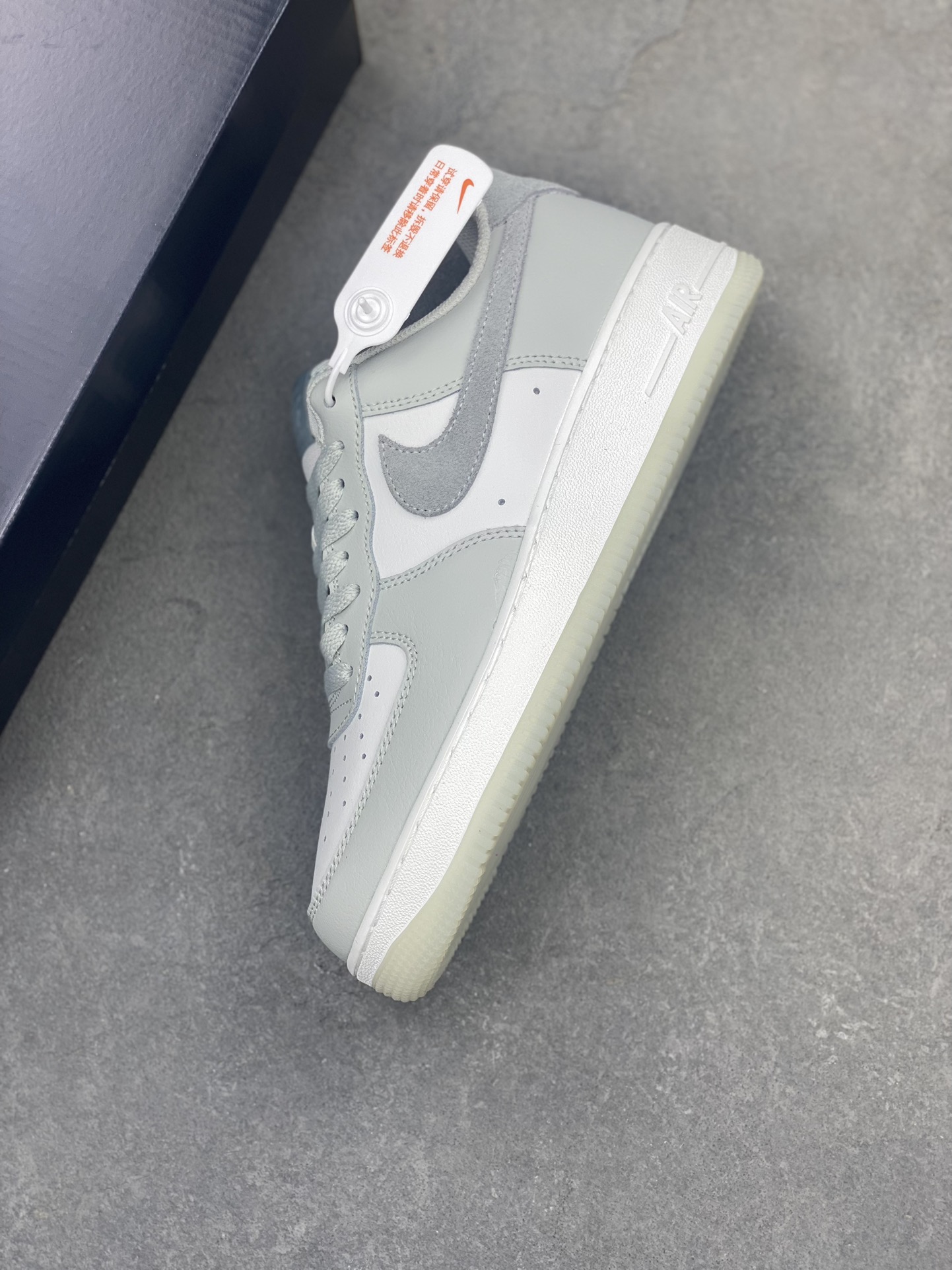 Nike Air Force 1 Low '07 Grey/White Classic Sneakers (FJ4170-003) 8 i1722885706 5886 6