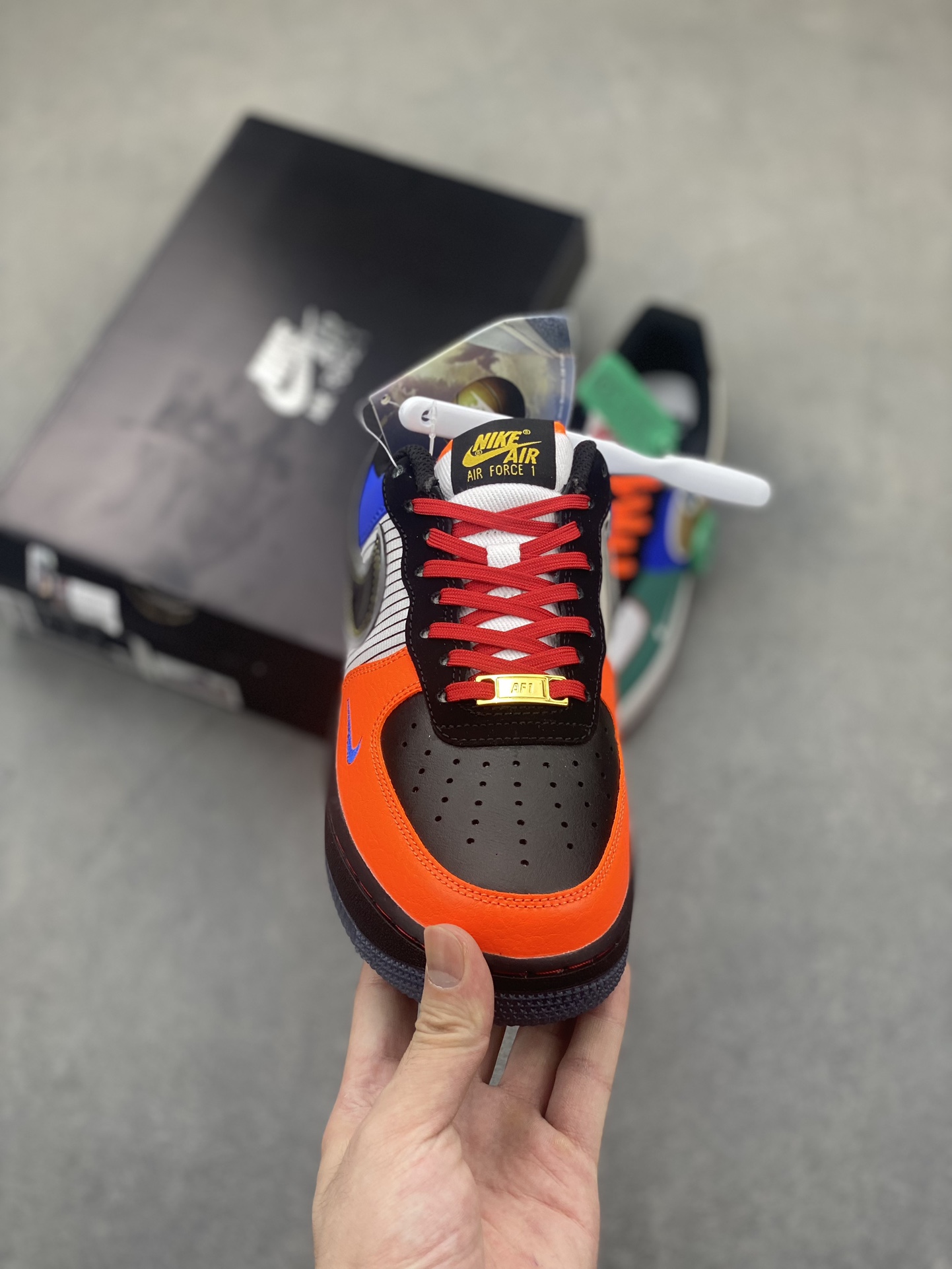 Nike Air Force 1 Low "What The NYC" Sneakers - Limited Edition 3 i1722885817 5201 1