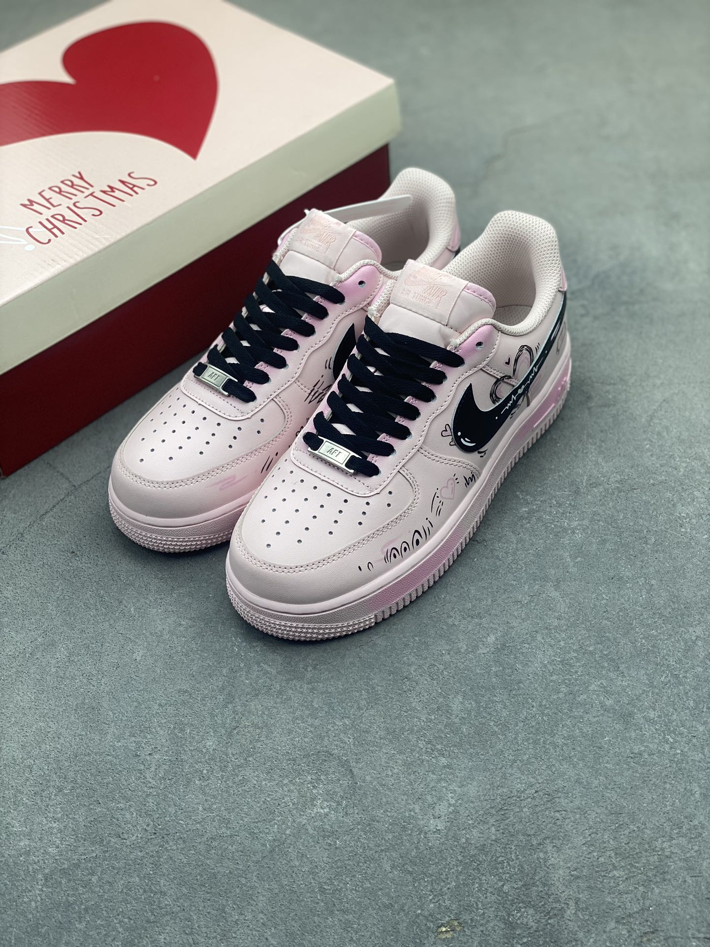Nike Air Force 1 Low '07 'Love Letter' Pink Custom Sneakers 9 i1722968329 5227 4