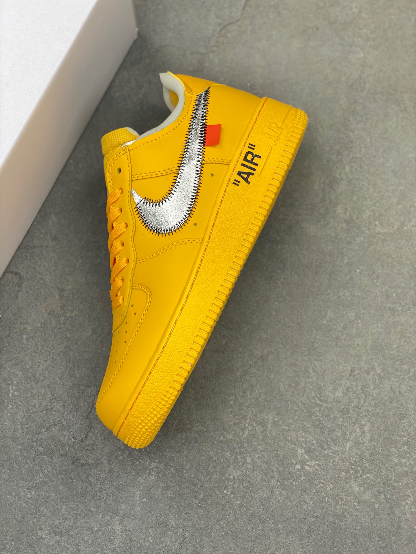 Nike Air Force 1 Low 07 x Off-White Virgil Yellow Sneakers 8 i1723048211 4547 0