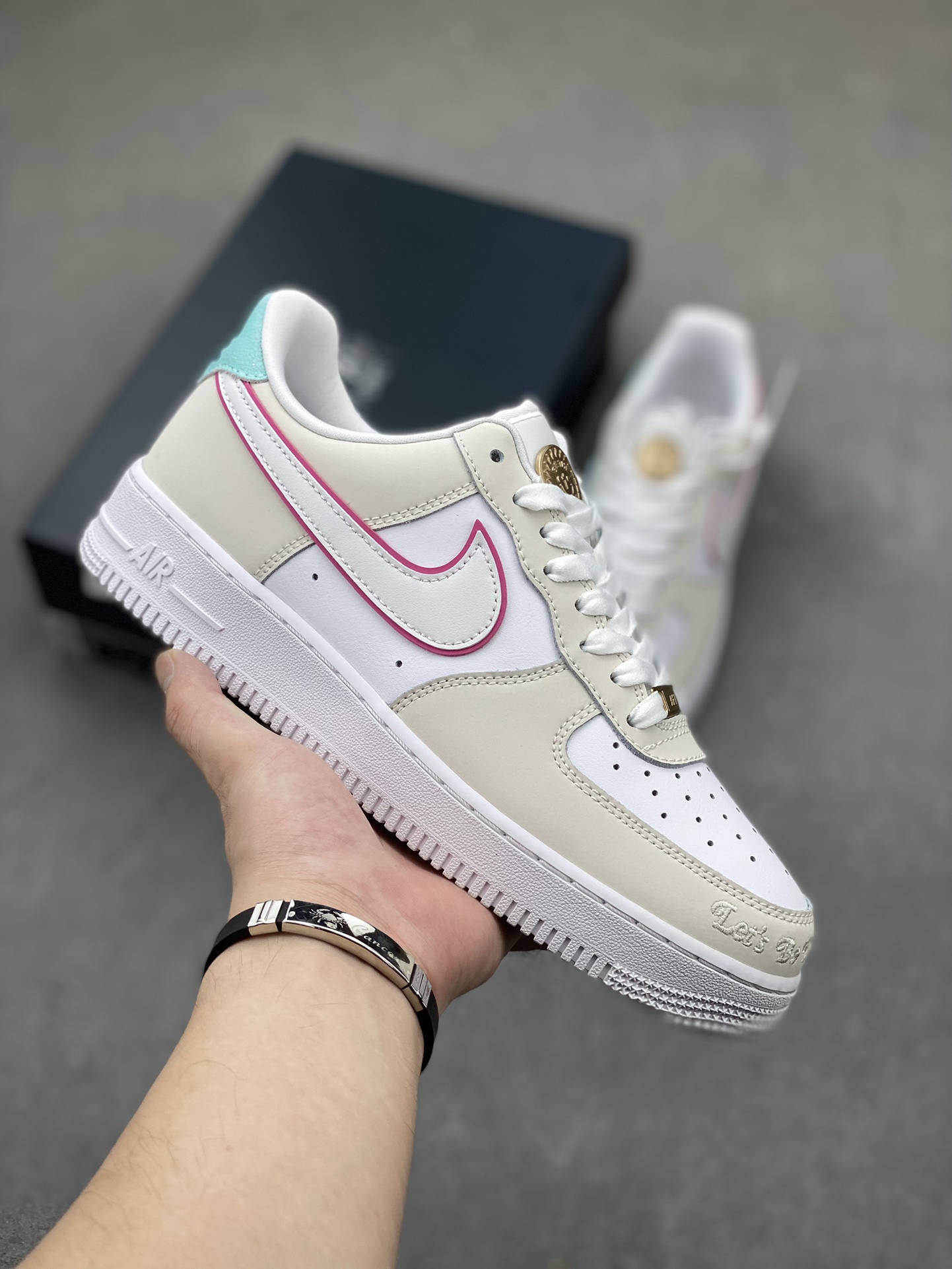 Nike Air Force 1 '07 Low: Versatile, Comfortable, and Stylish Sneakers 2 i1723048268 6703 4