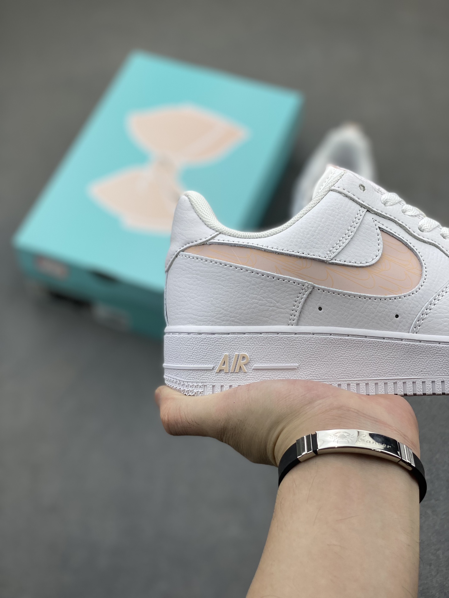Nike Air Force 1 '07 Low Casual Sneakers FB8971-700, Versatile and Comfortable 6 i1723048496 6046 0