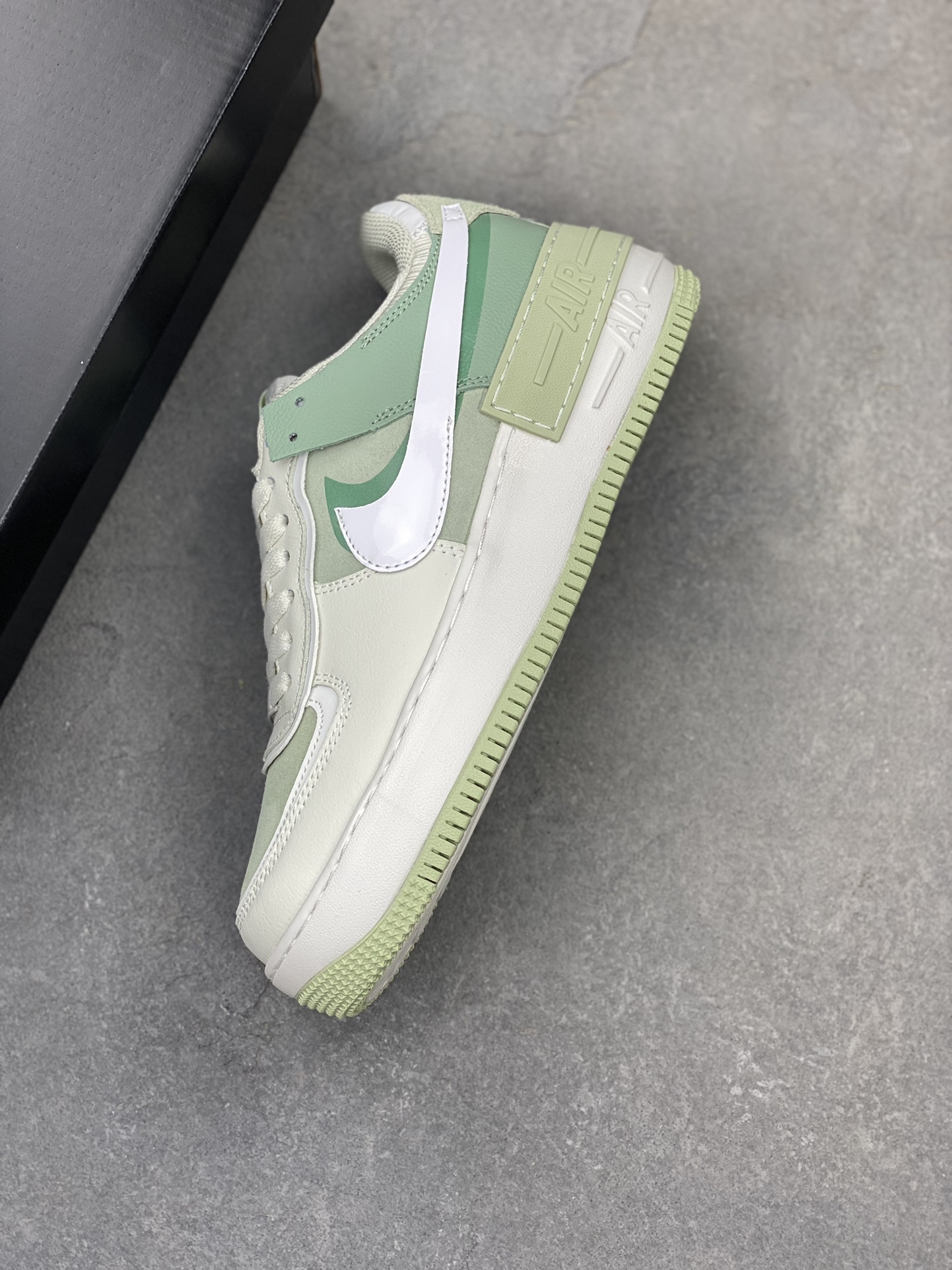 Nike Air Force 1 Shadow Pastel Green Lightweight Fashion Sneakers 8 i1723228258 1021 0