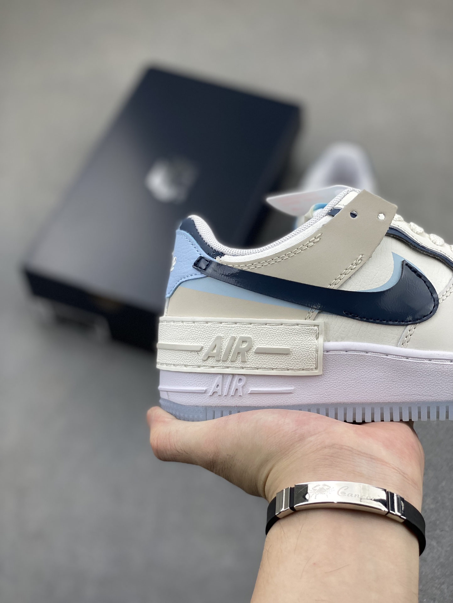 Nike Air Force 1 Shadow Women's Sneaker Pale Ivory/Celestial Gold/Midnight Navy 6 i1723228769 9430 4