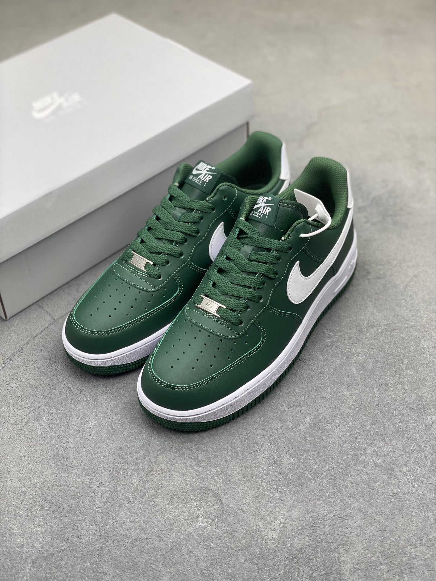 Nike Air Force 1 '07 Low FJ4146-300 Casual Sneakers - Forest Green/White 9 i1723317448 2378 2