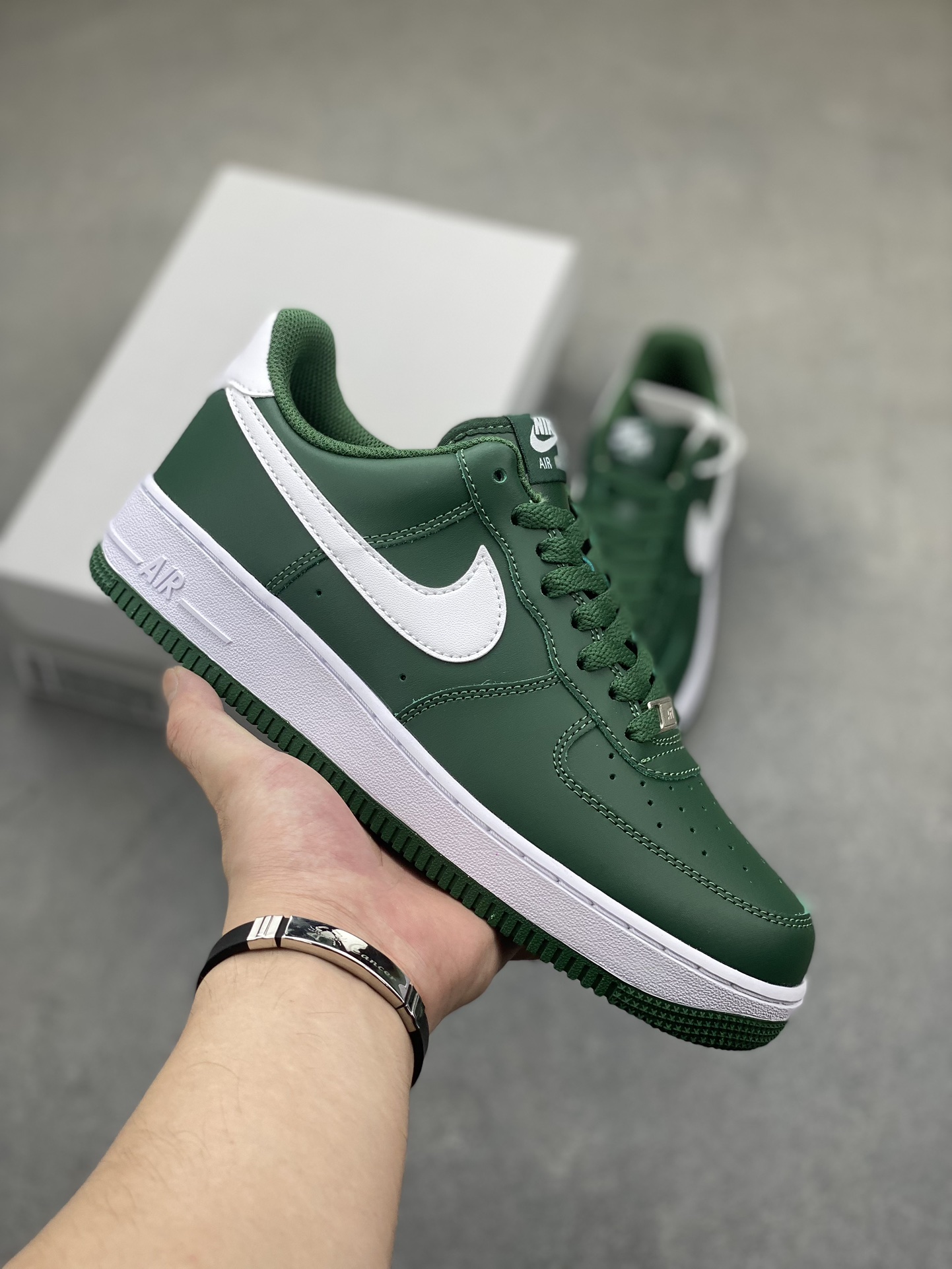 Nike Air Force 1 '07 Low FJ4146-300 Casual Sneakers - Forest Green/White 2 i1723317449 3976 7