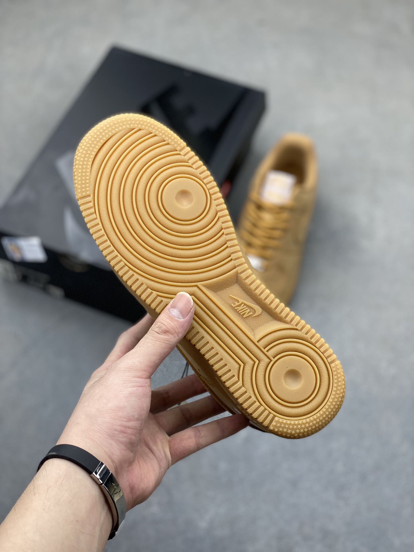 Supreme x Nike Air Force 1 Low Flax Wheat DN1555-200 Sneakers 7 i1723490306 5670 7