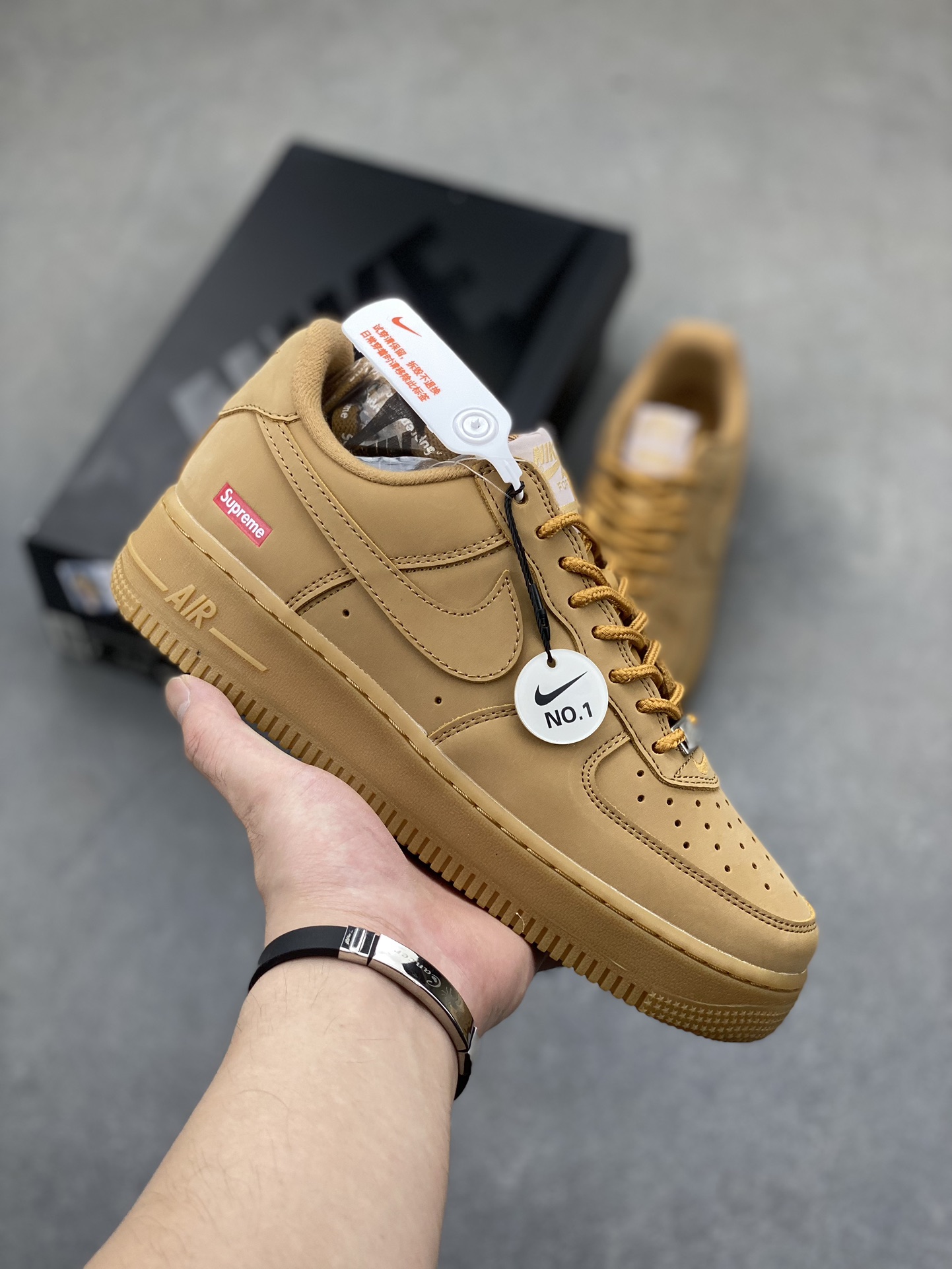 Supreme x Nike Air Force 1 Low Flax Wheat DN1555-200 Sneakers 2 i1723490306 6731 0