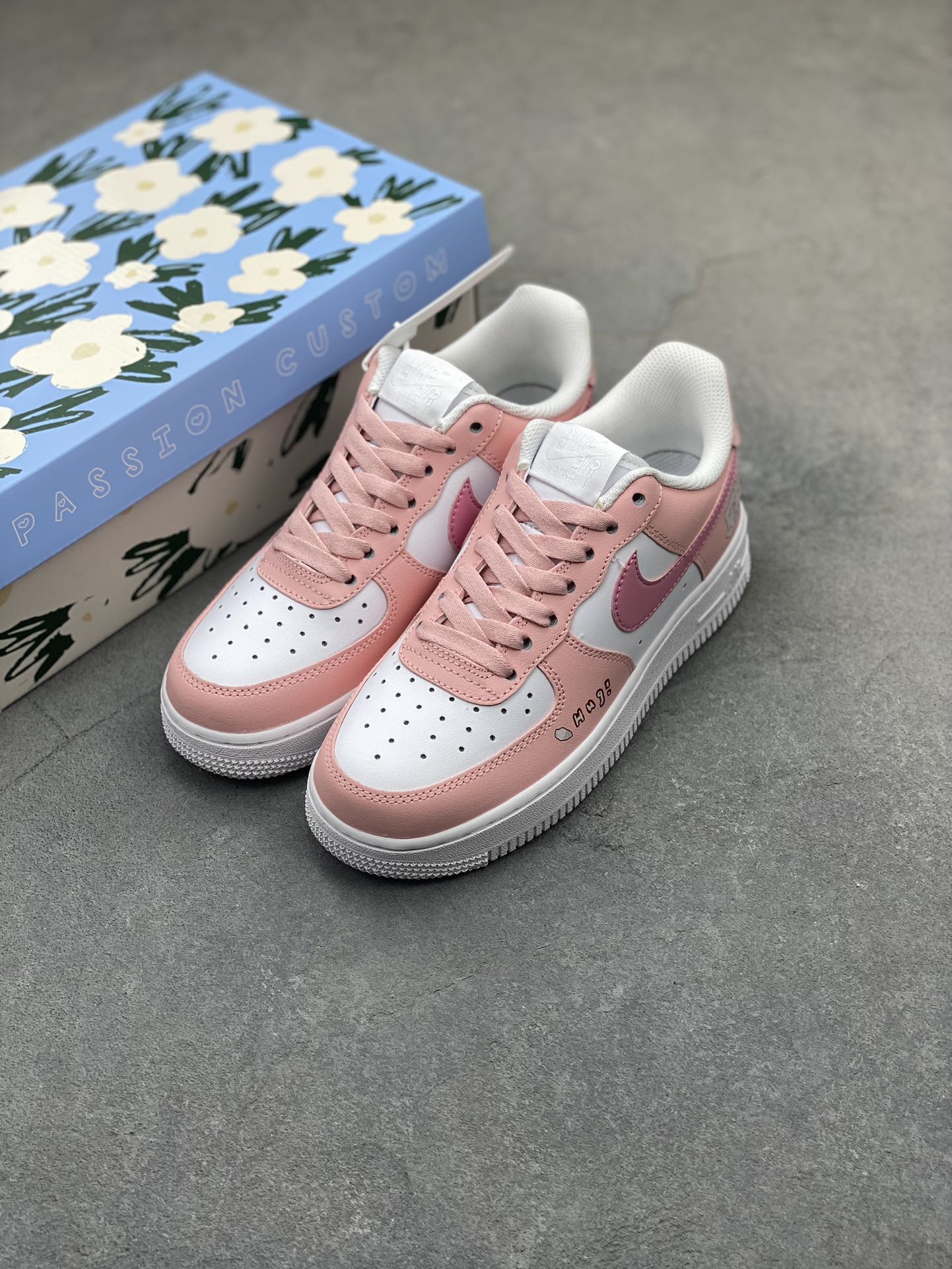 Custom 'Huggy Bear' Nike Air Force 1 Low Top Sneakers - Pink/White 9 i1723577701 2602 3
