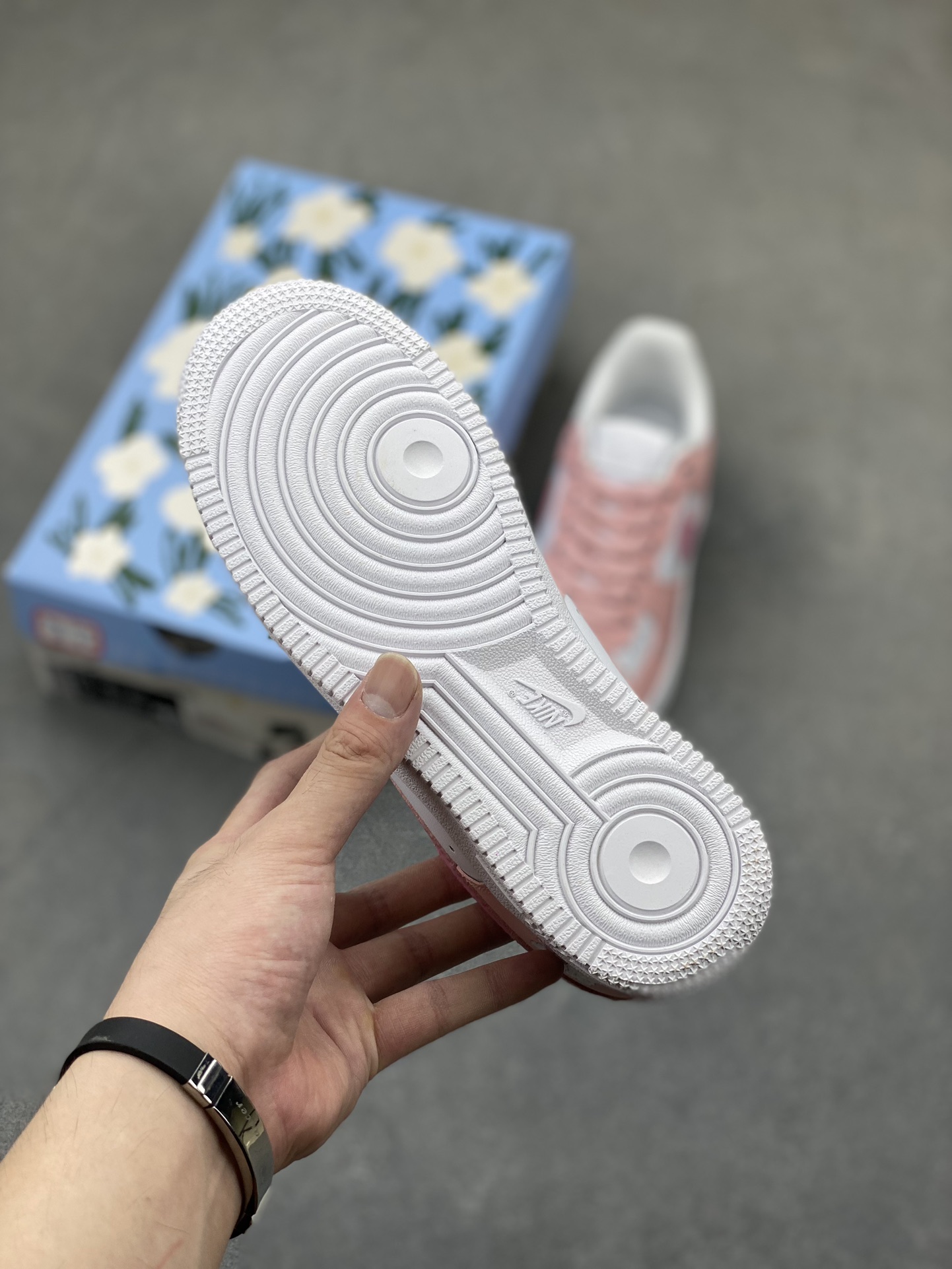 Custom 'Huggy Bear' Nike Air Force 1 Low Top Sneakers - Pink/White 7 i1723577701 2656 4