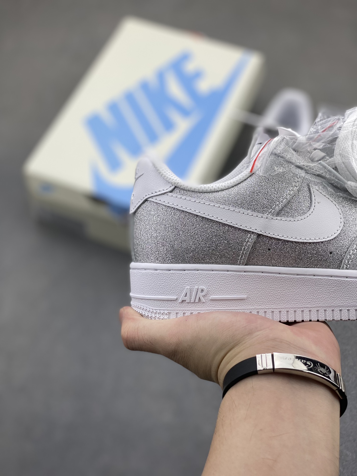 Nike Air Force 1 Low Silver Glitter Casual Sneakers DD8959-100 28 i1723655226 3743 1