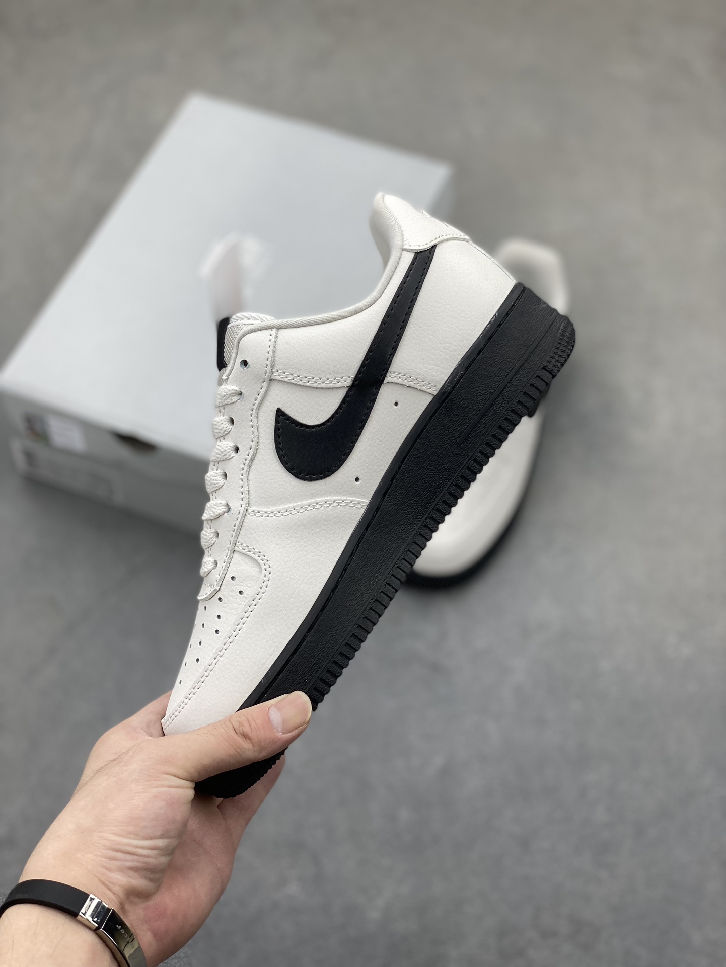 Nike Air Force 1 Low White Black Shoes HJ7180-030 - Authentic Style & Comfort 4 i1723747904 2292 0