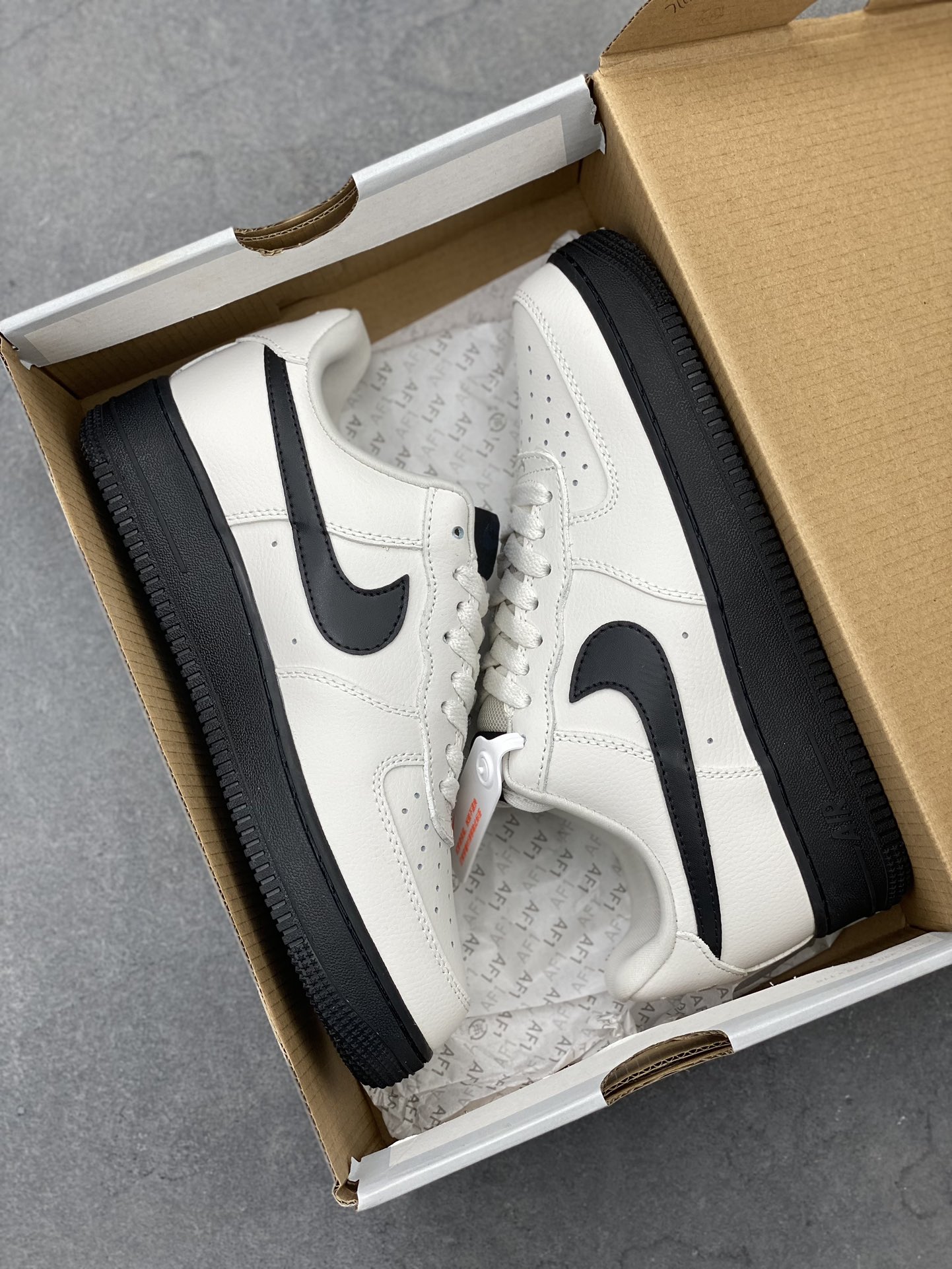 Nike Air Force 1 Low White Black Shoes HJ7180-030 - Authentic Style & Comfort 10 i1723747904 2711 1