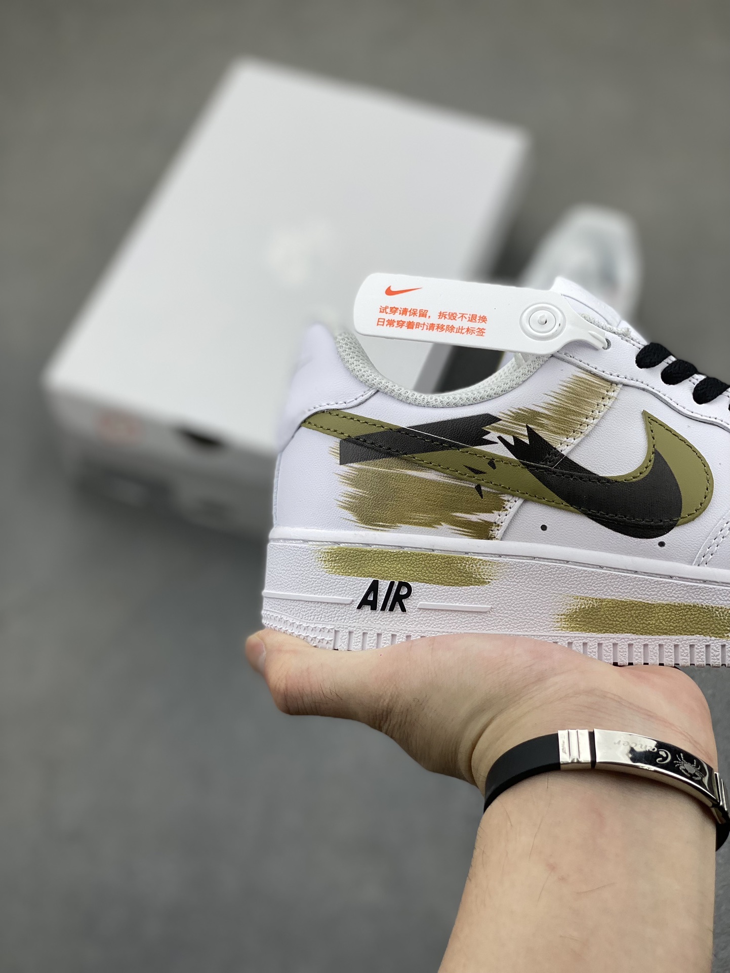 Nike Air Force 1 Low ’07 Custom "Broken Swoosh" Sneakers 28 i1723748728 8062 7