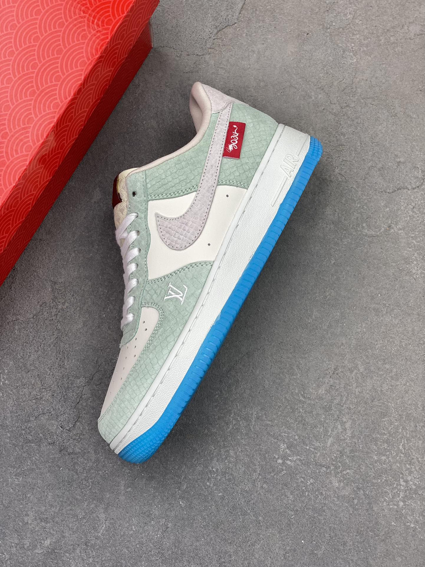 Nike Air Force 1 '07 Low China Year Dragon Scale Limited Edition Sneakers 30 i1723837894 5933 7