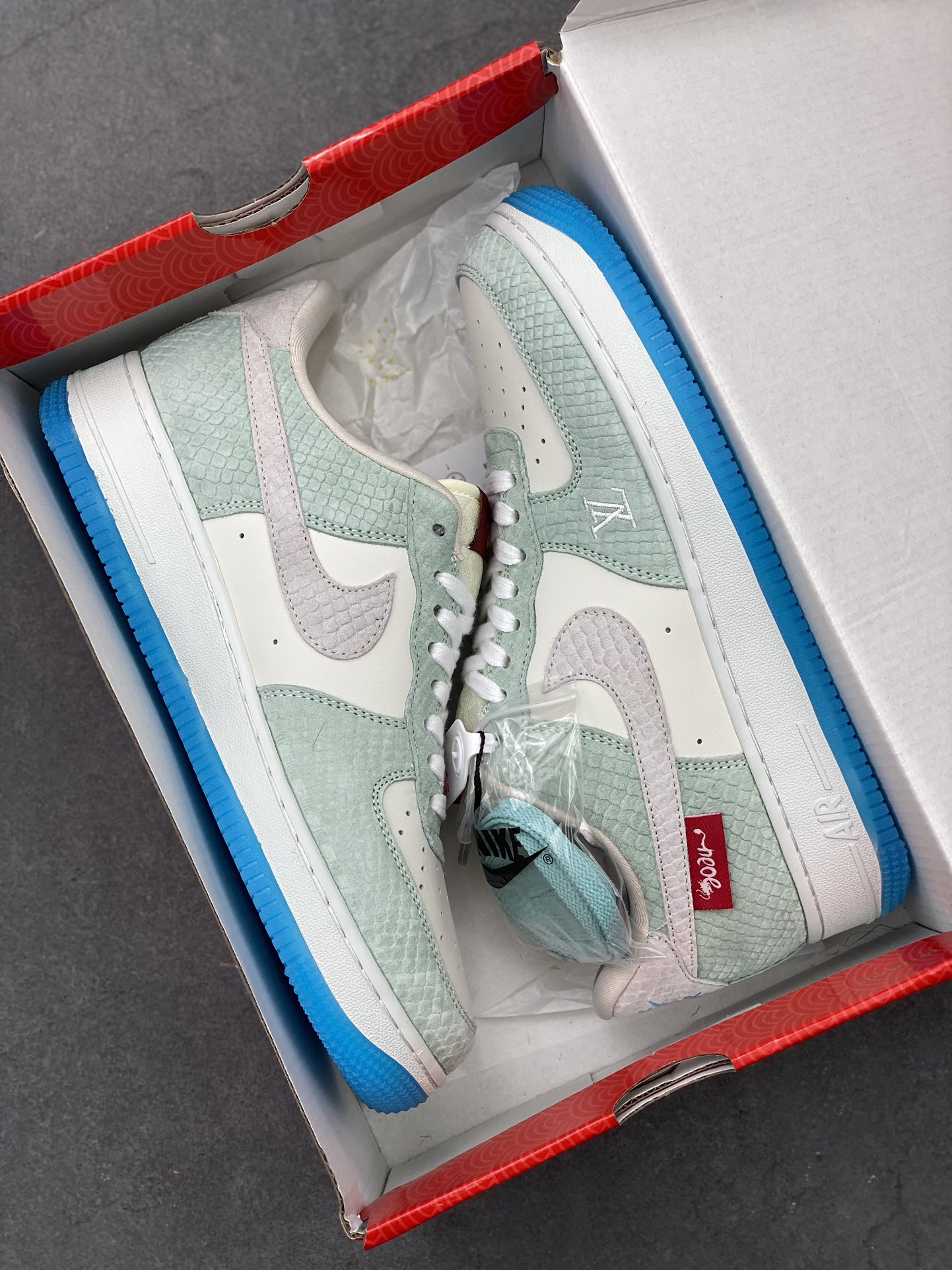 Nike Air Force 1 '07 Low China Year Dragon Scale Limited Edition Sneakers 32 i1723837894 80 8