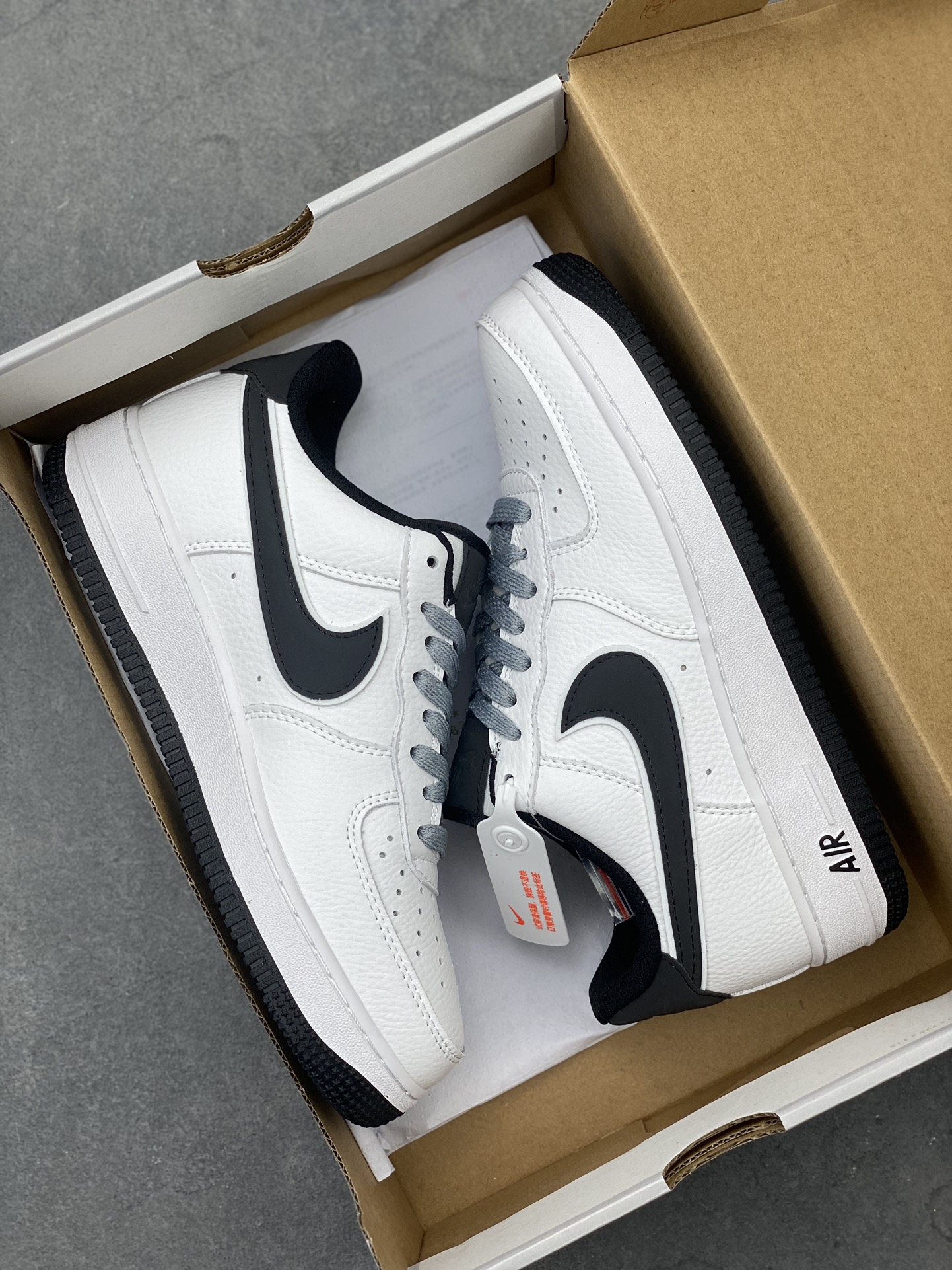 Nike Air Force 1 '07 White Black Sneaker - 3M Reflective, Full Air Cushion 23 i1724010686 1054 0