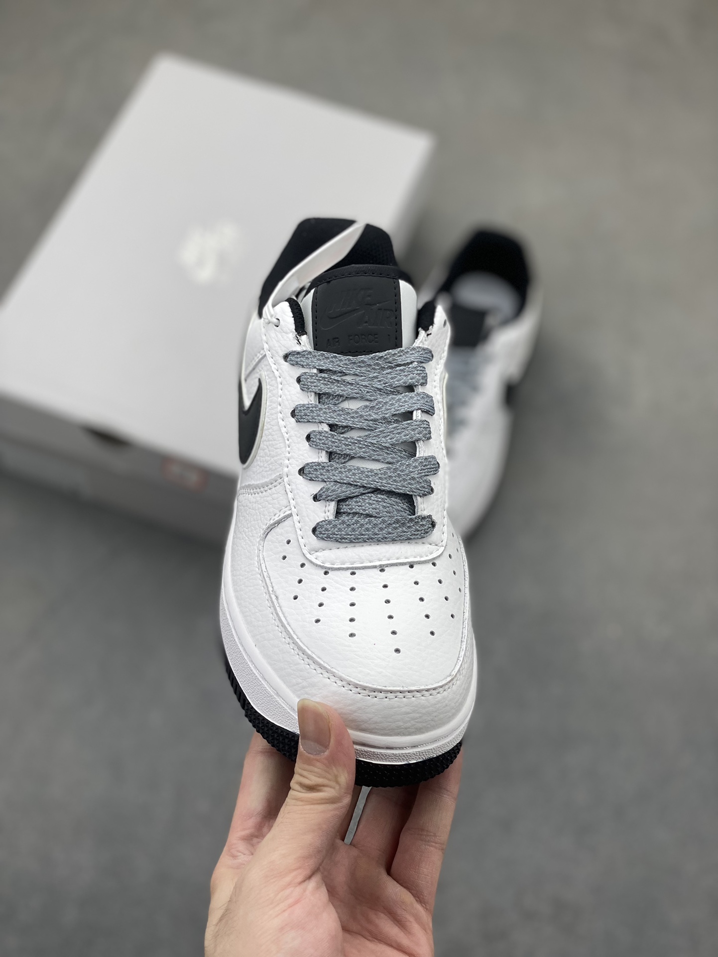 Nike Air Force 1 '07 White Black Sneaker - 3M Reflective, Full Air Cushion 16 i1724010686 9217 0