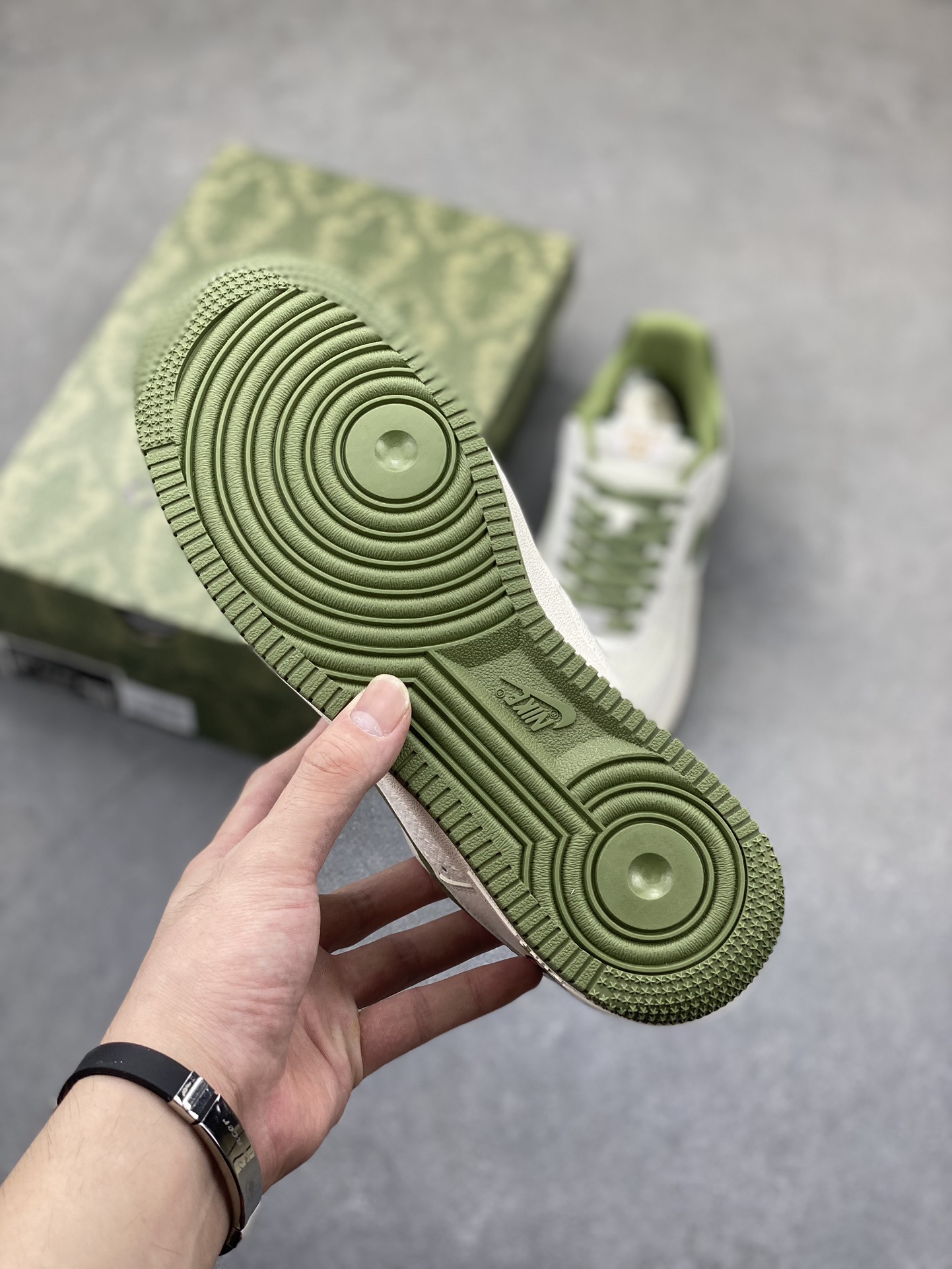 Nike Air Force 1 '07 Low Gucci Collab Sneakers - Green/Beige, Limited Edition 7 i1724010771 384 0